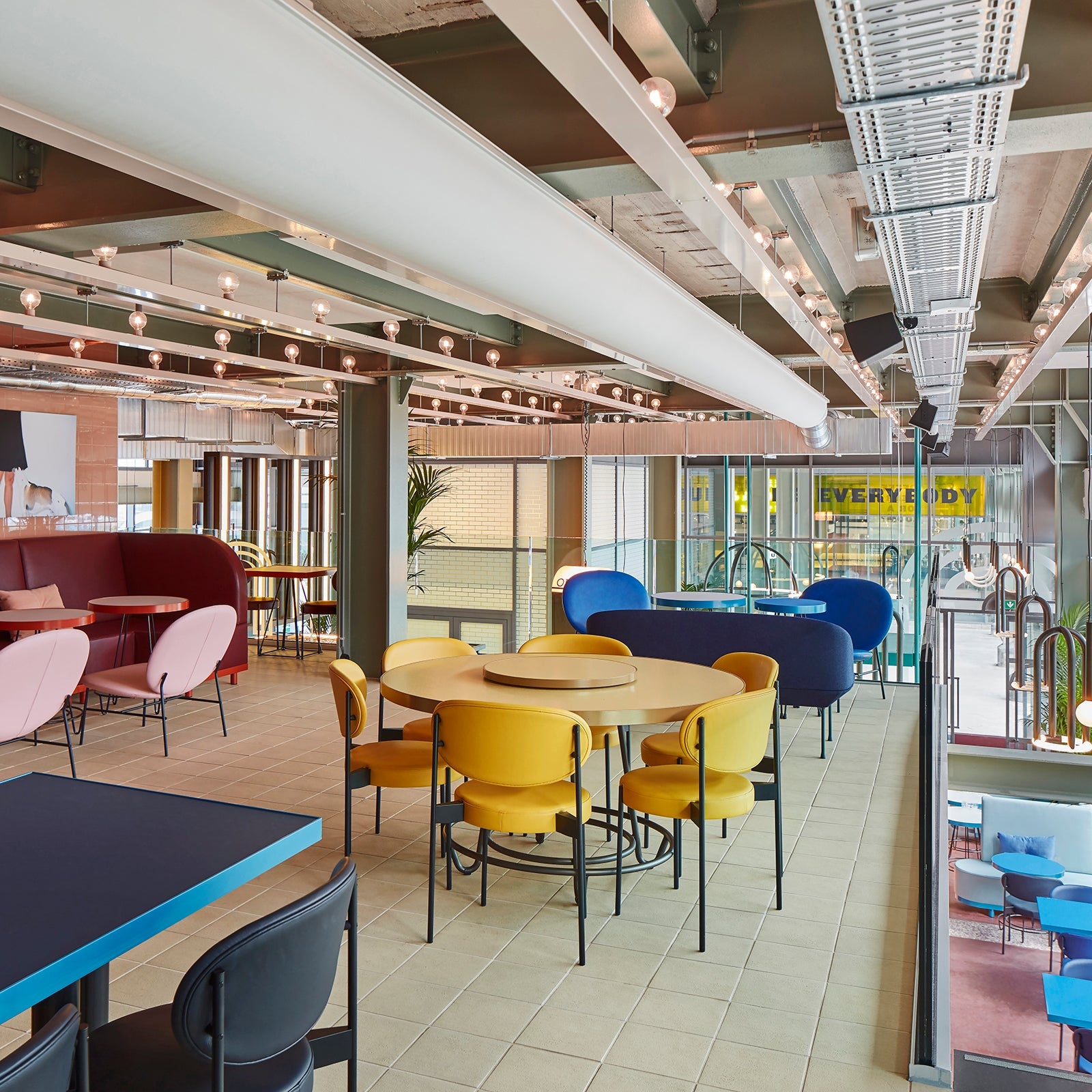 Series 430 Chair: Stacking