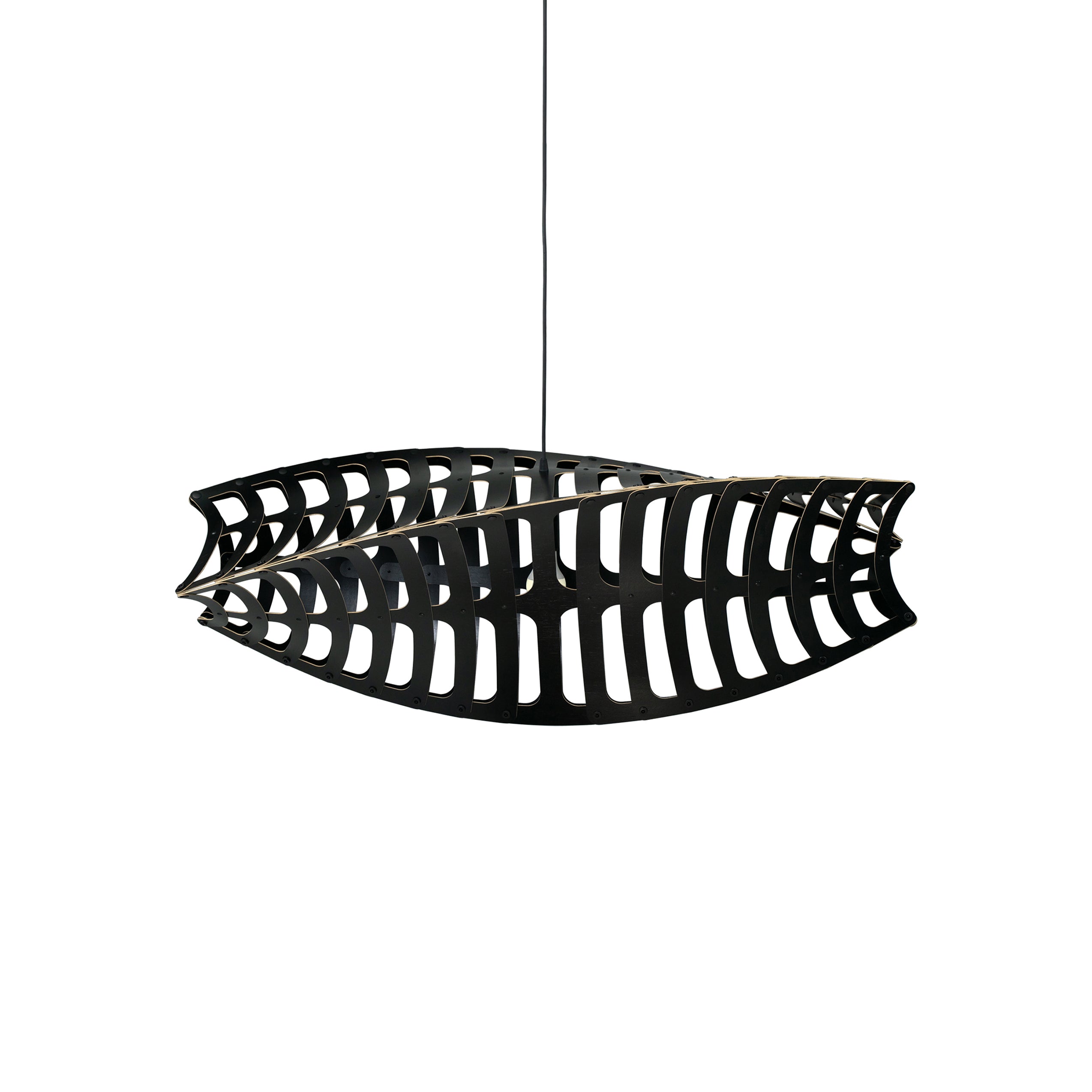 Toru Horizontal Pendant Light: Medium + Black + Black