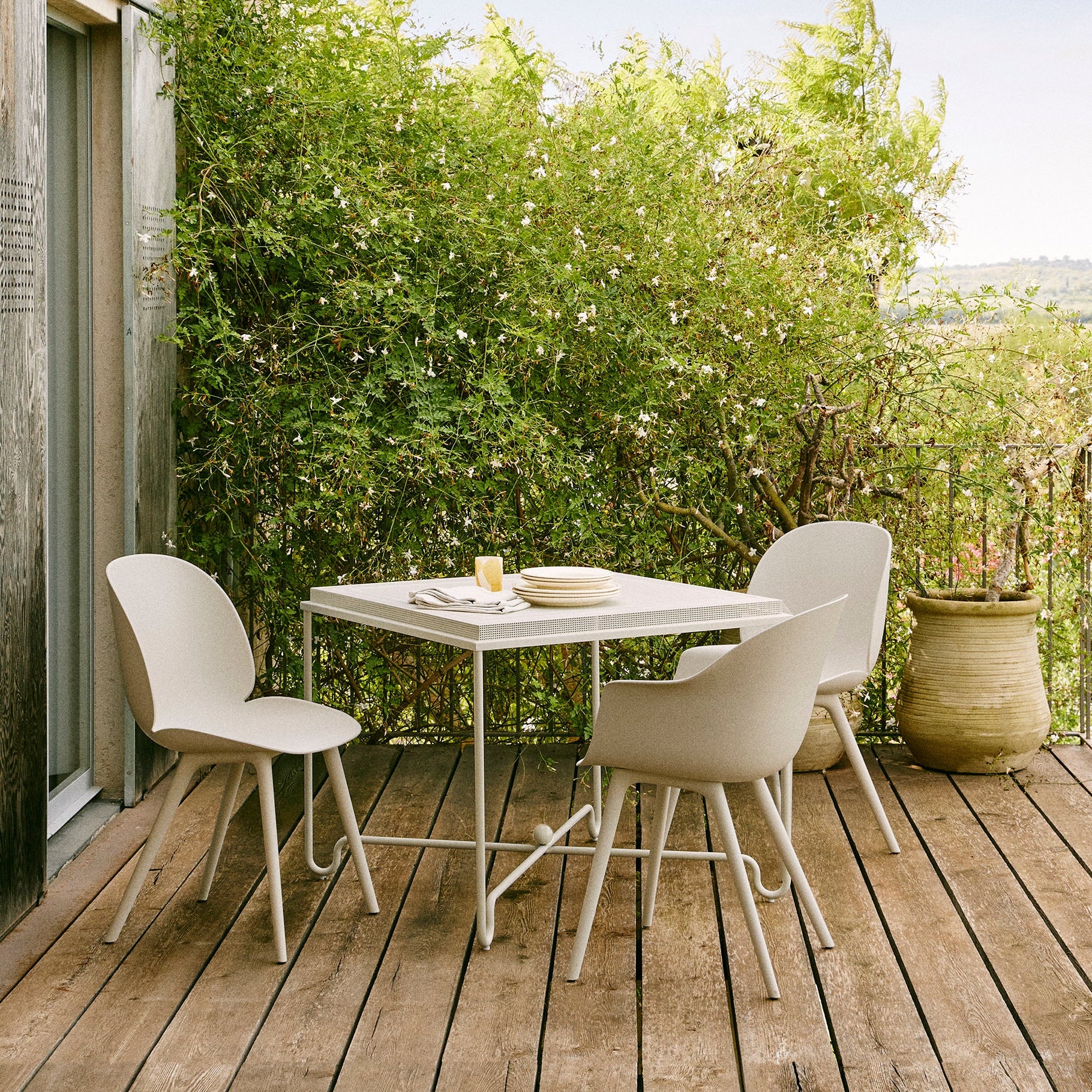 Tropique Dining Table: Outdoor + LS