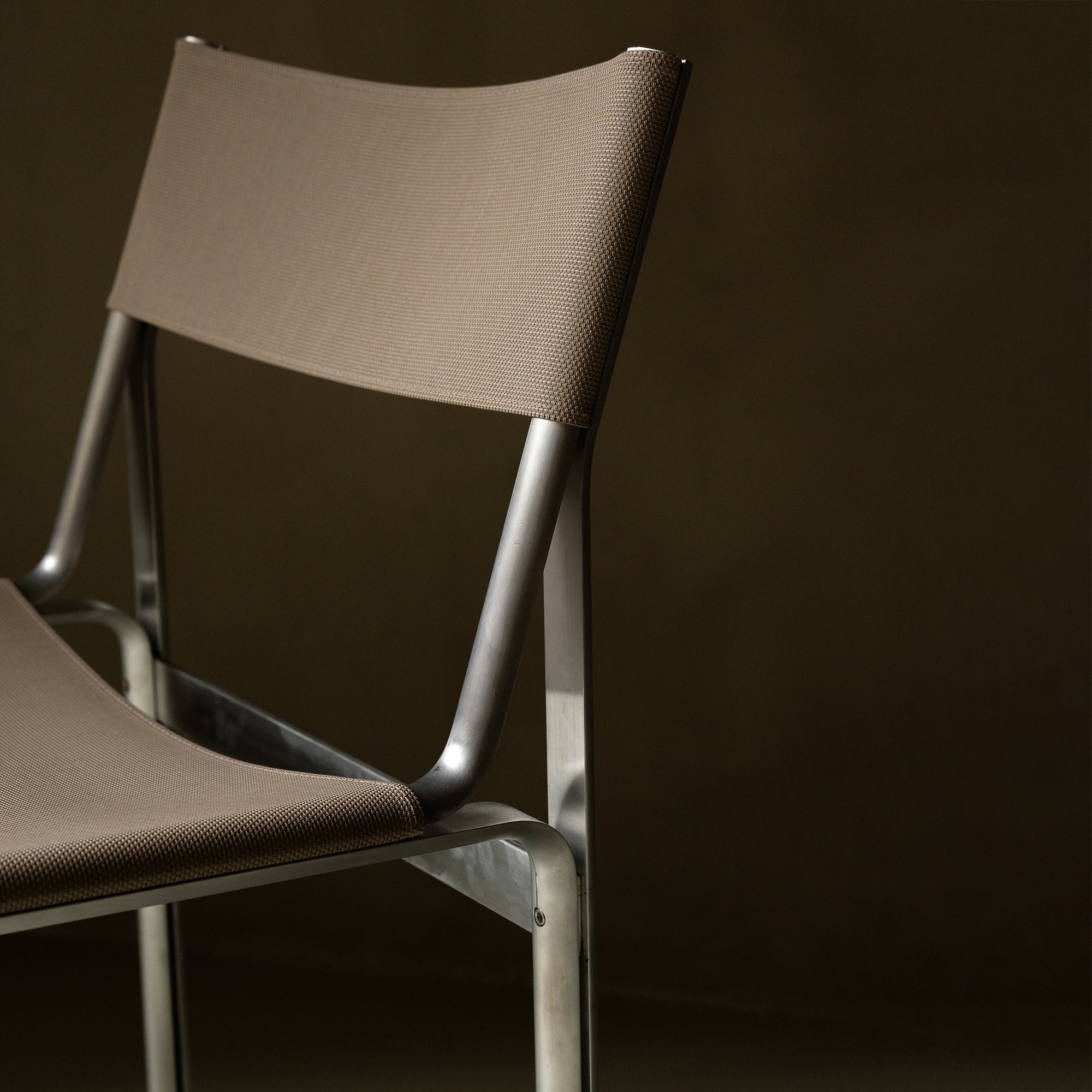 Union Chair: DI