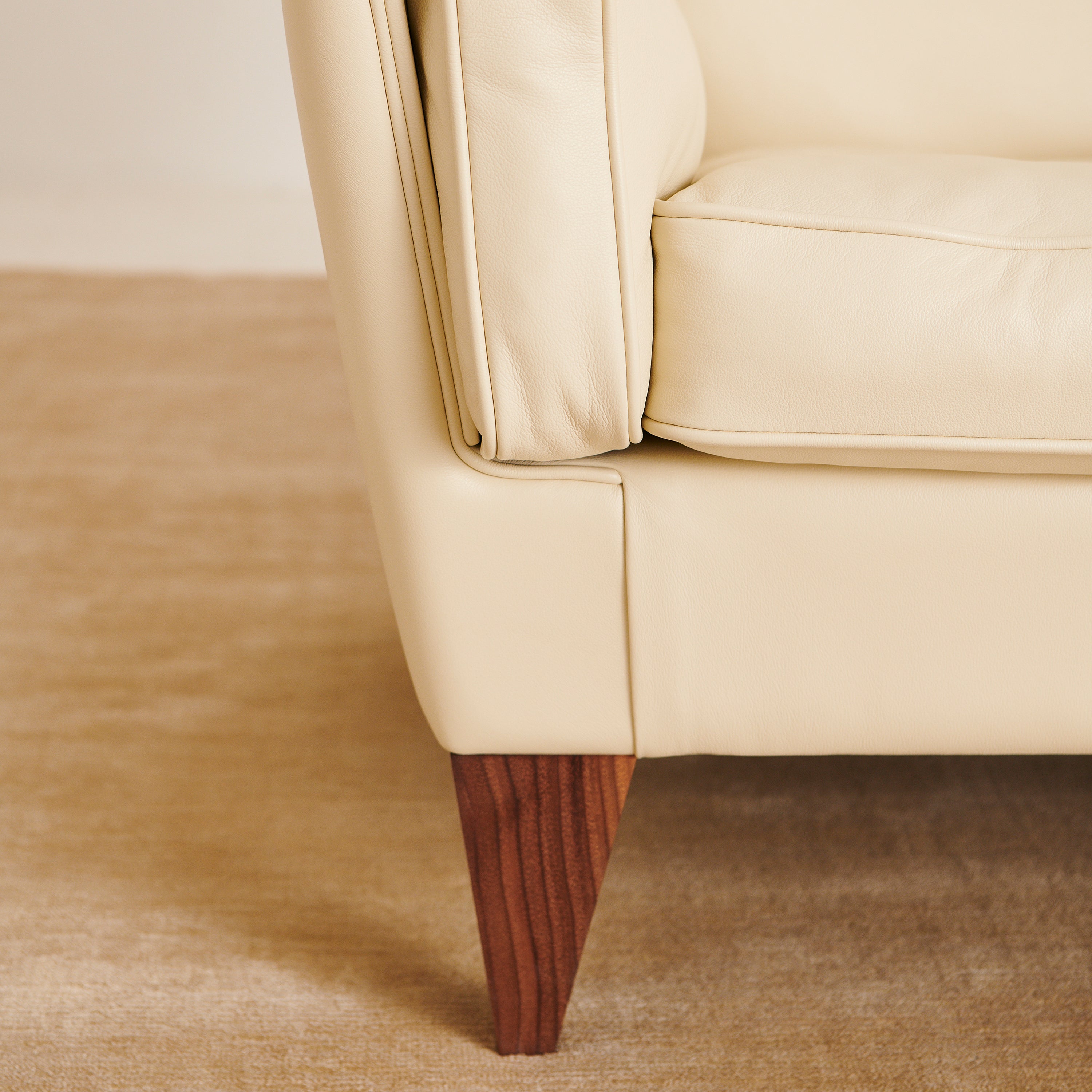V11 Lounge Chair: Fully Upholstered + DI
