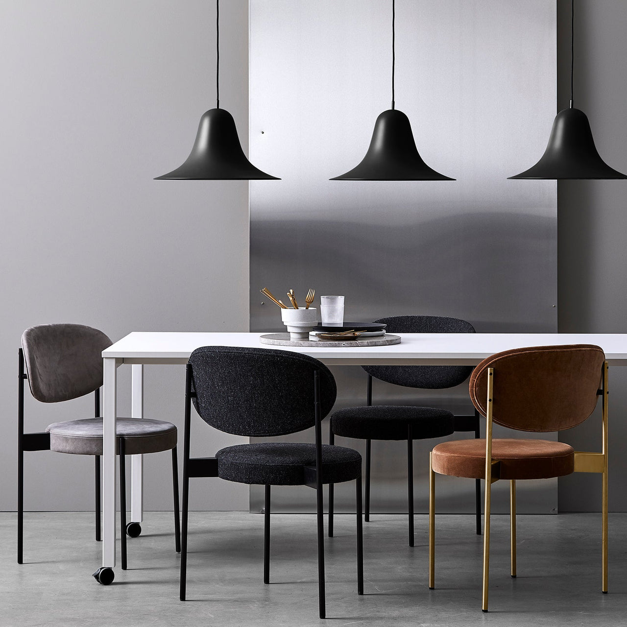 Series 430 Chair: Stacking