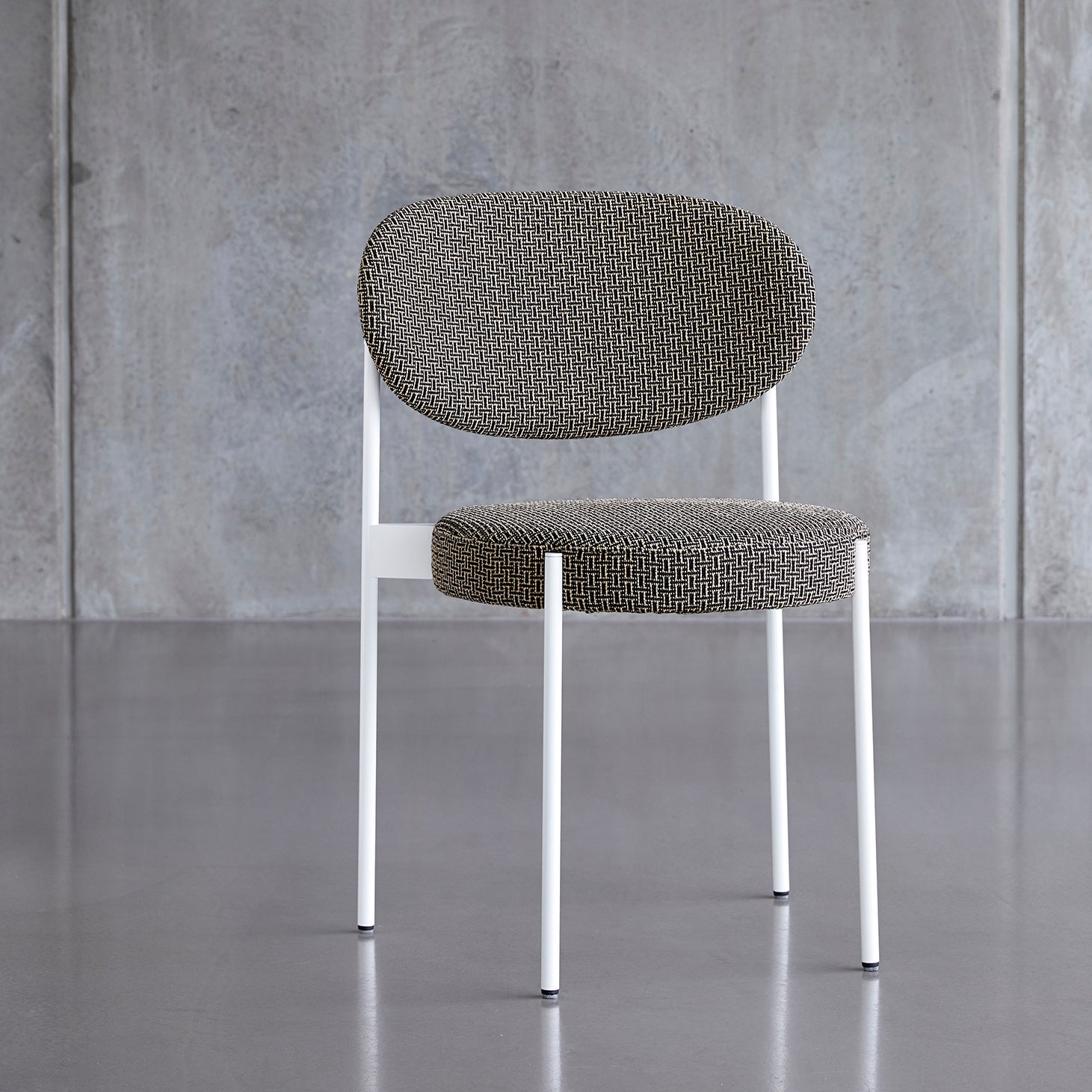 Series 430 Chair: Stacking