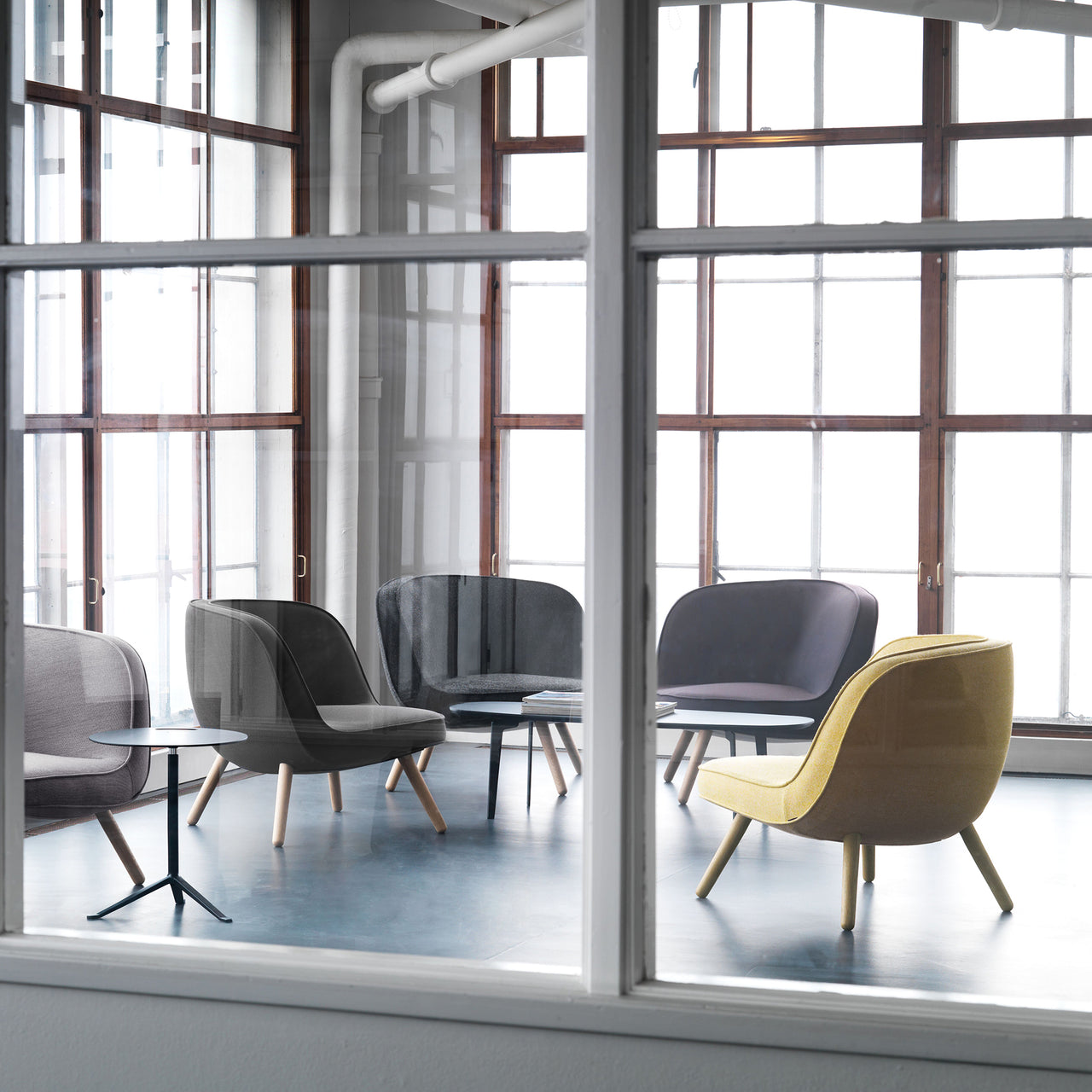VIA57 Lounge Chair: LS