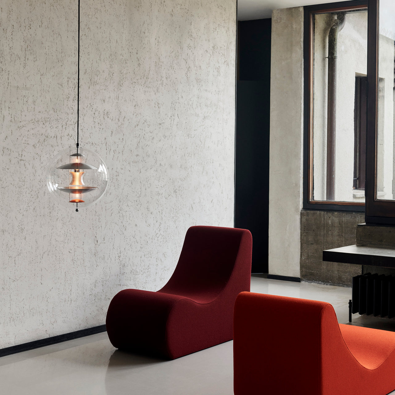 VP Globe Pendant Light: LS