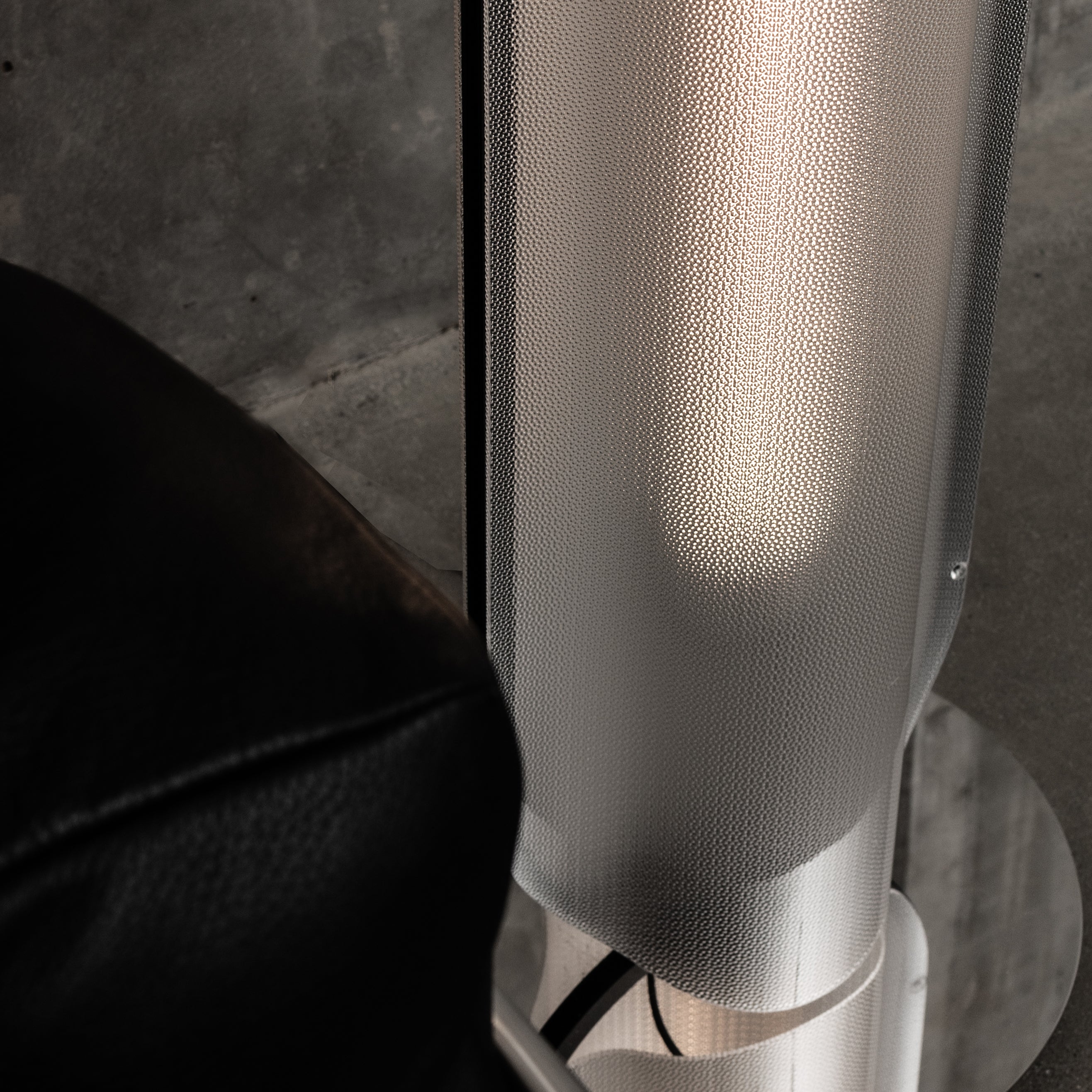 Vale Floor Light: LS