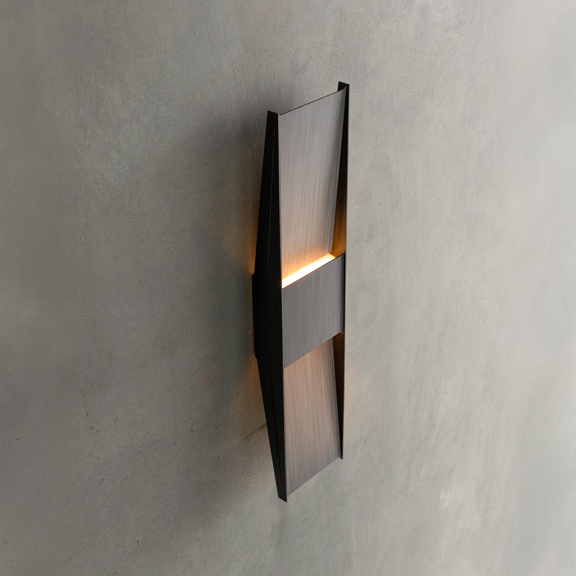 Vector Ceiling/Wall Light: LS