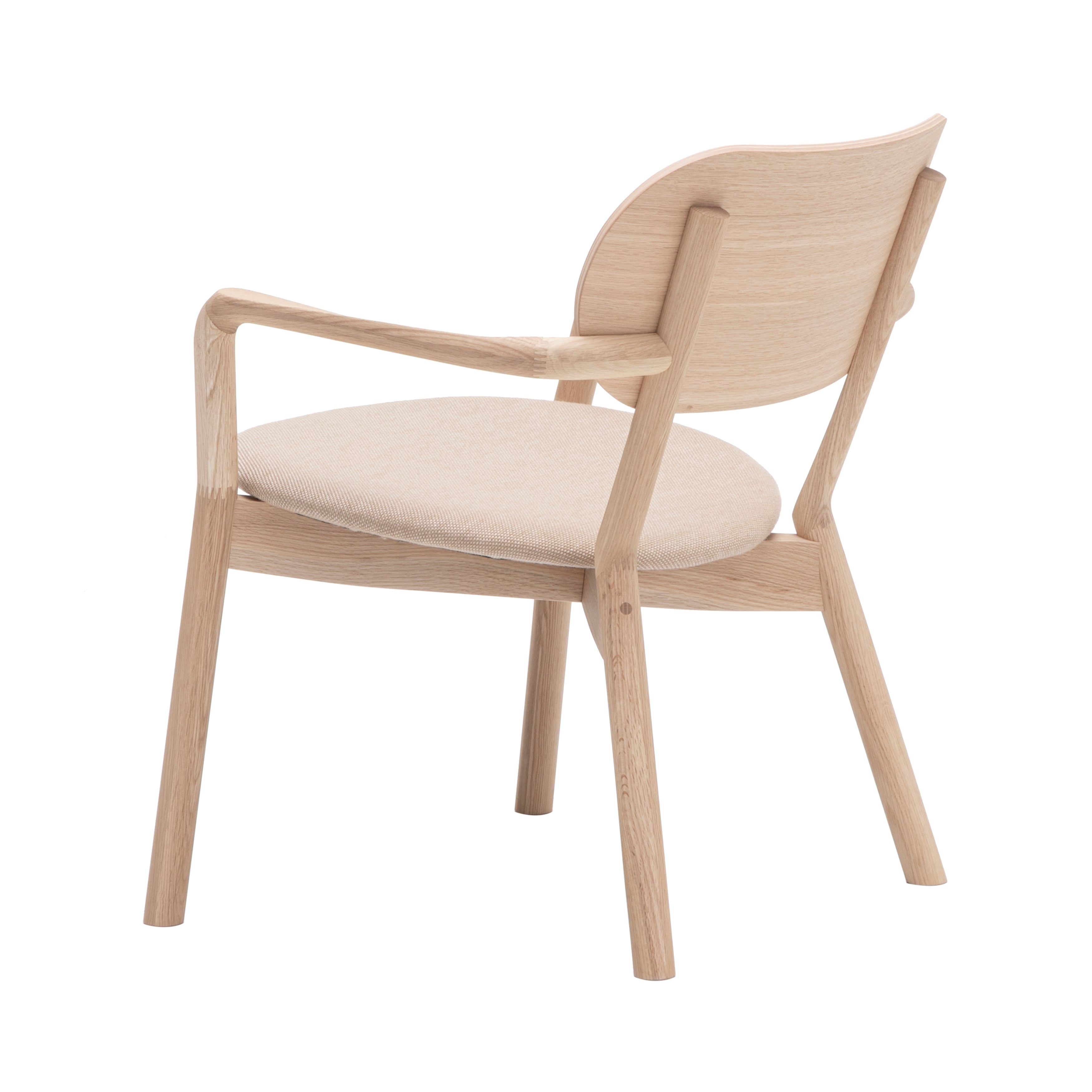 Castor Low Chair: Pure Oak + With Pad