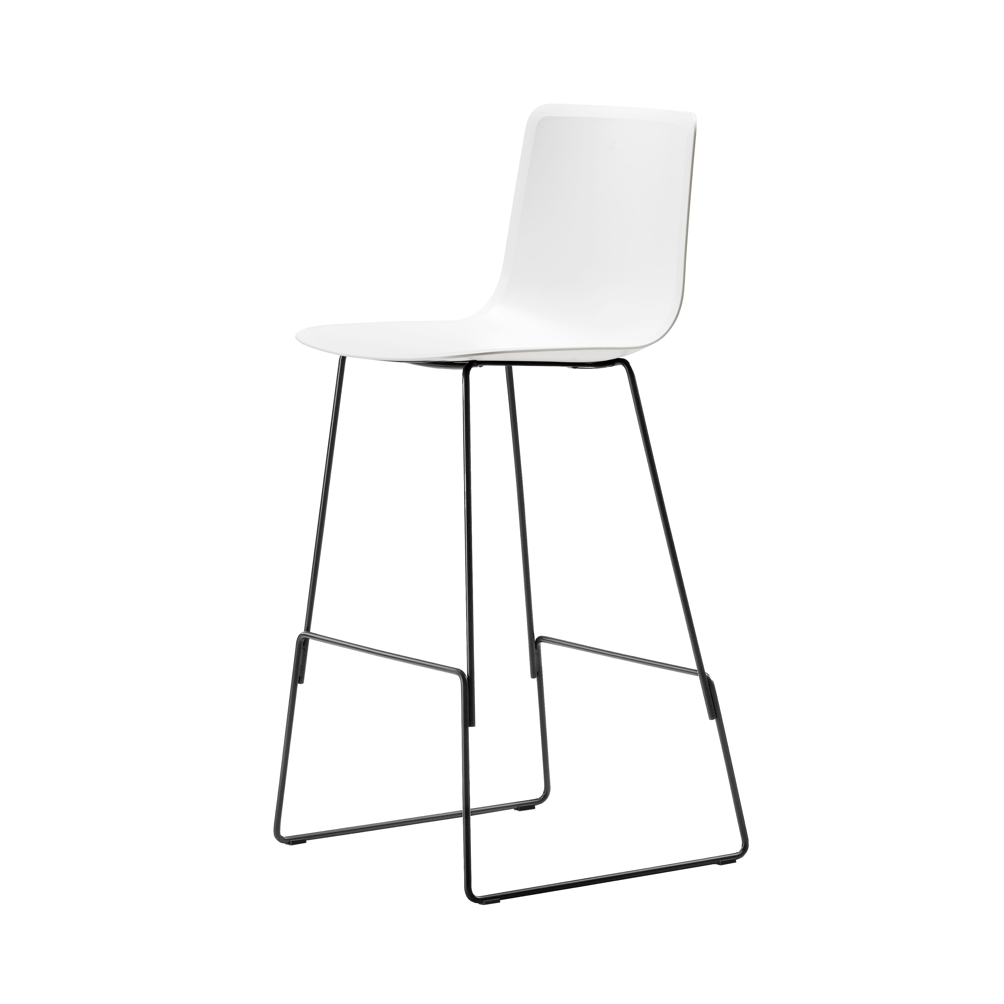Pato Bar + Counter Stool: Sledge Base + Bar + Black + White