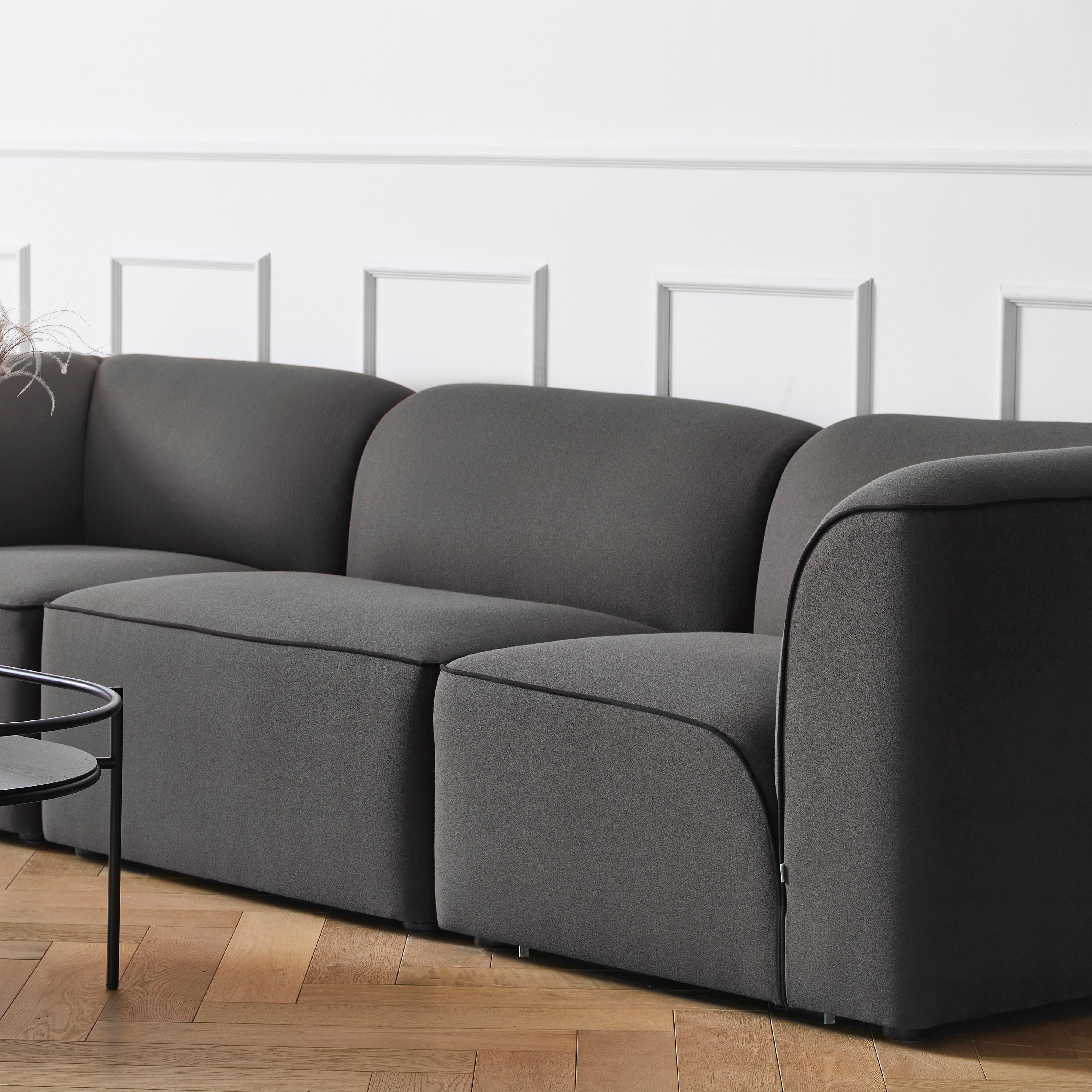 Flora Sofa: 3 Seater