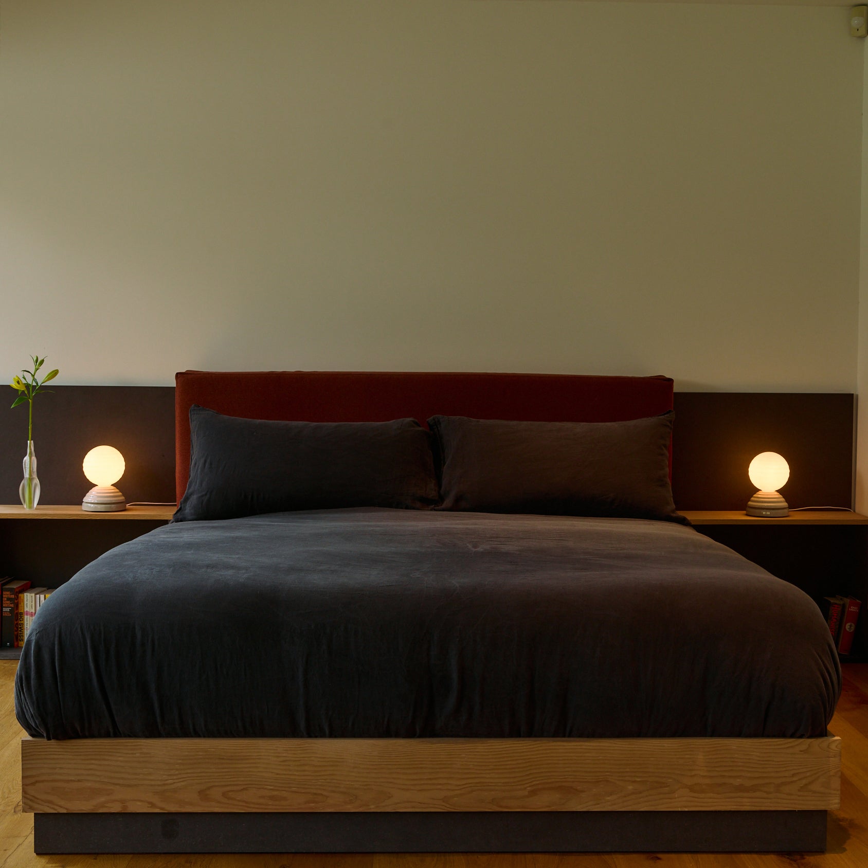 Wake Sleep Table Lamp