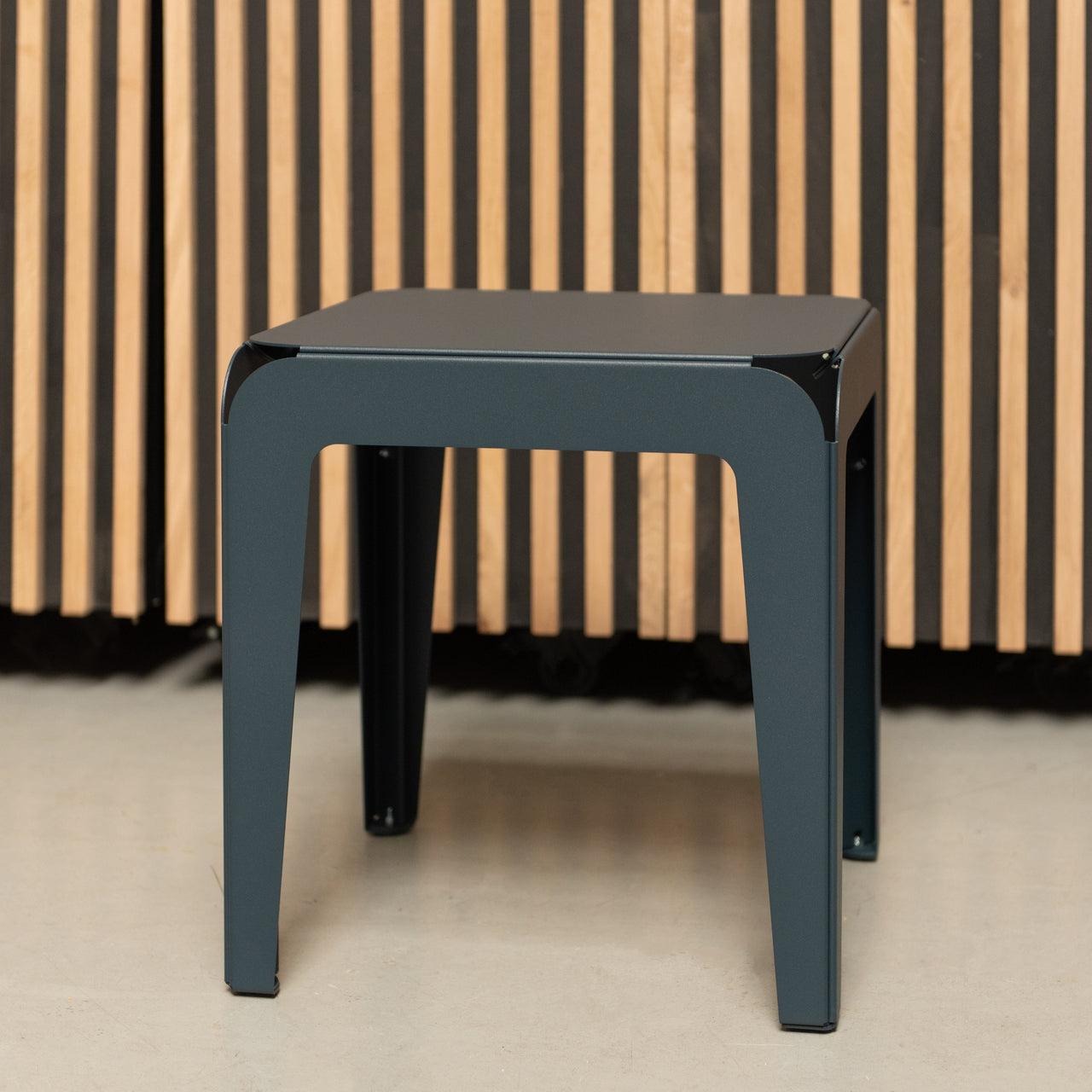 Bended Stool