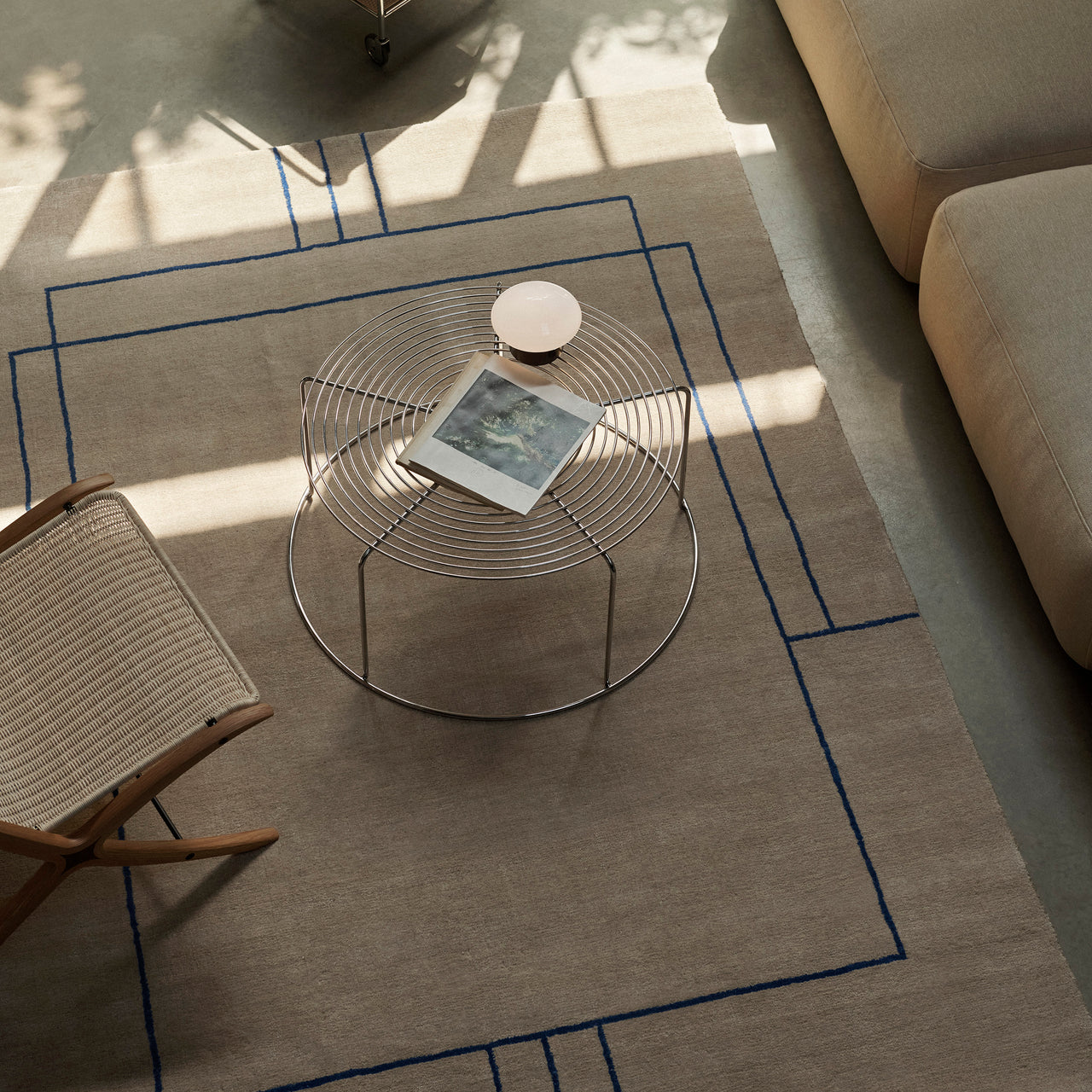 Wire Coffee Table: VP17 + LS