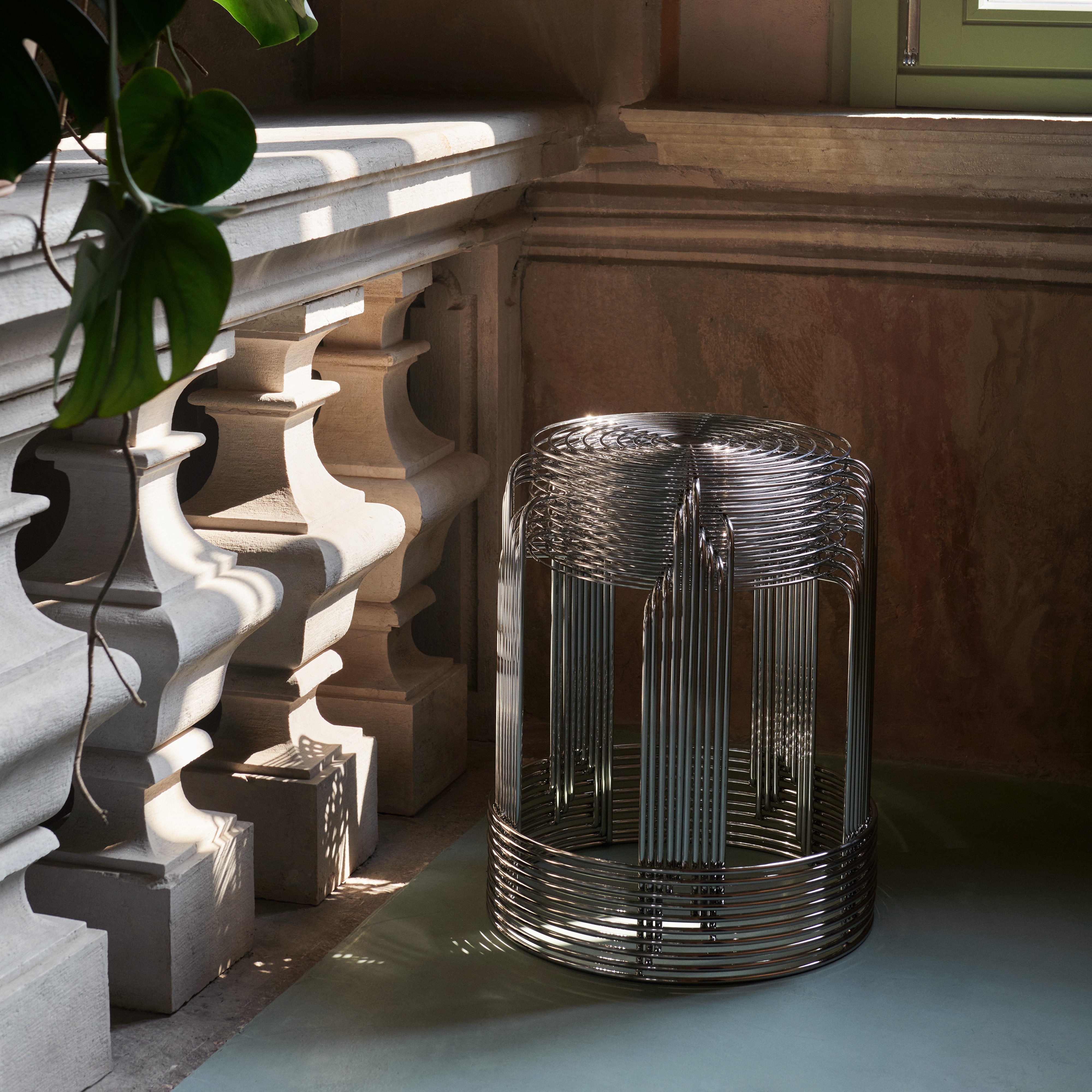 Wire Stool: VP11 + LS