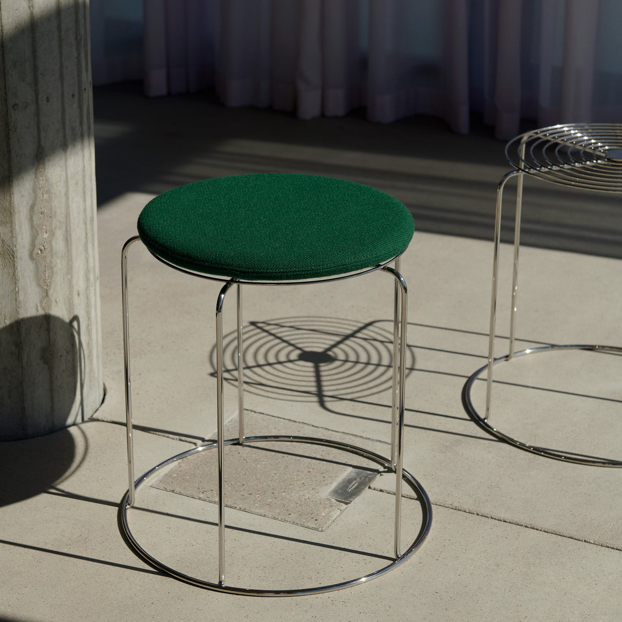 Wire Stool VP11: Upholstered + LS