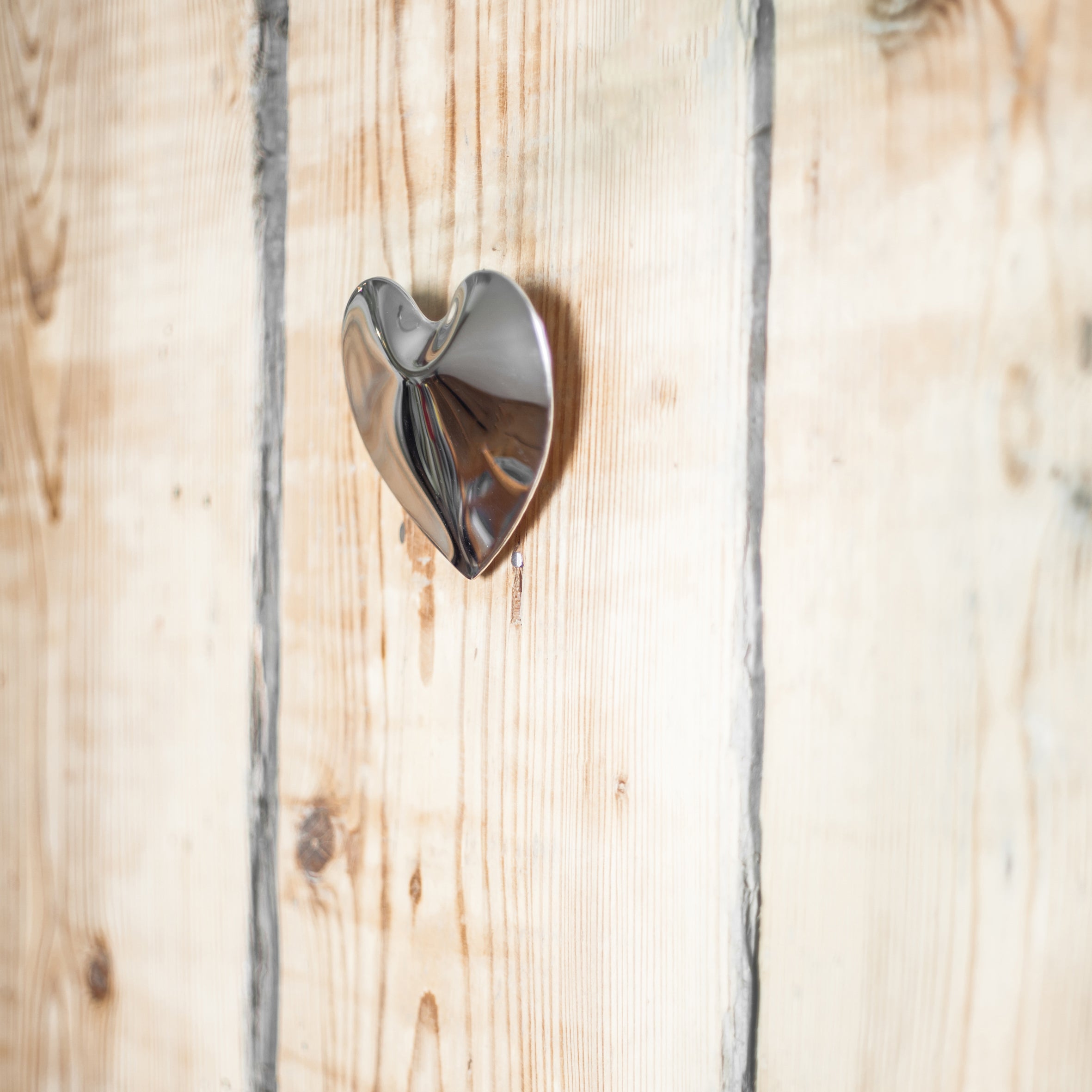 Hot Heart Hanger