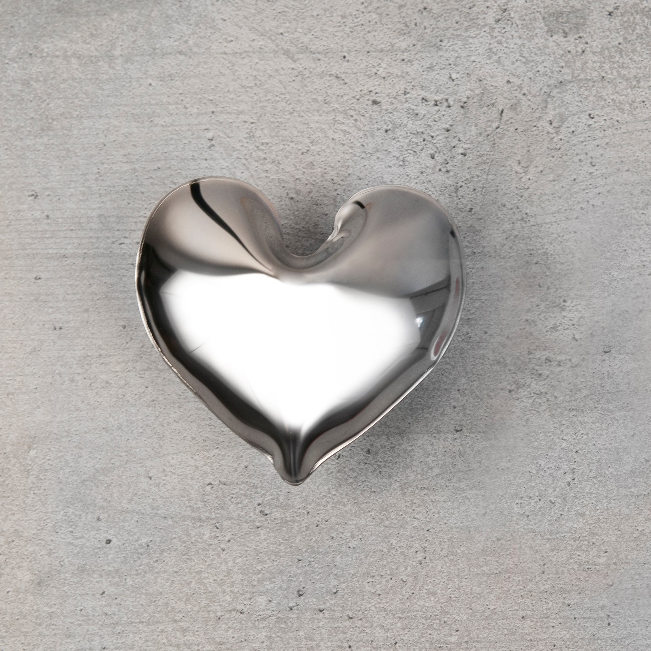 Hot Heart Hanger