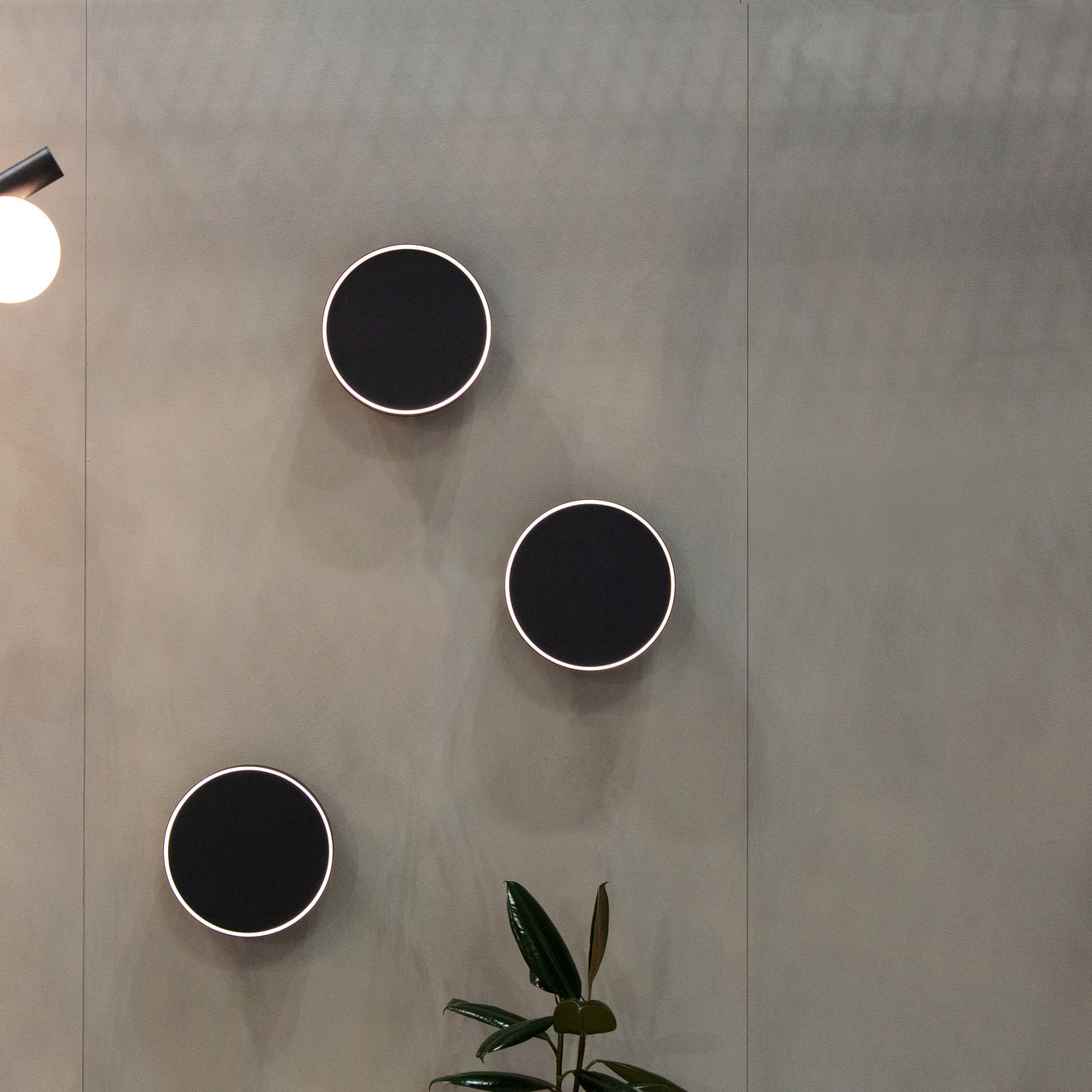 Horizon. Wall Sconce