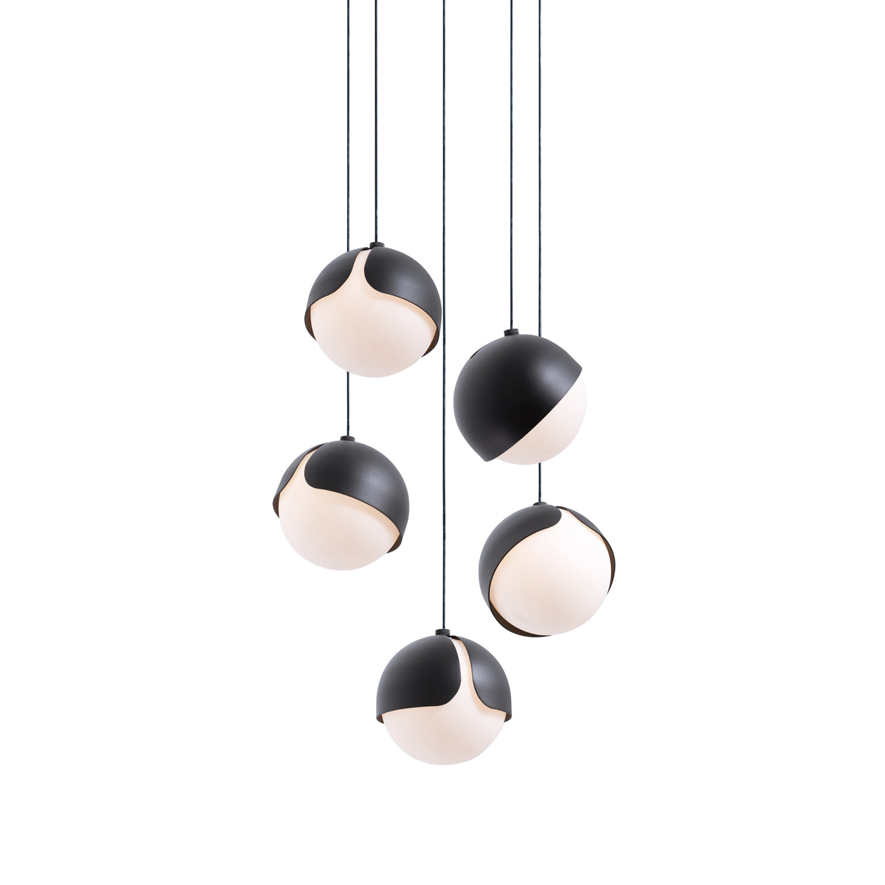 Ohm. 05 Chandelier: Sandtex Black + Black