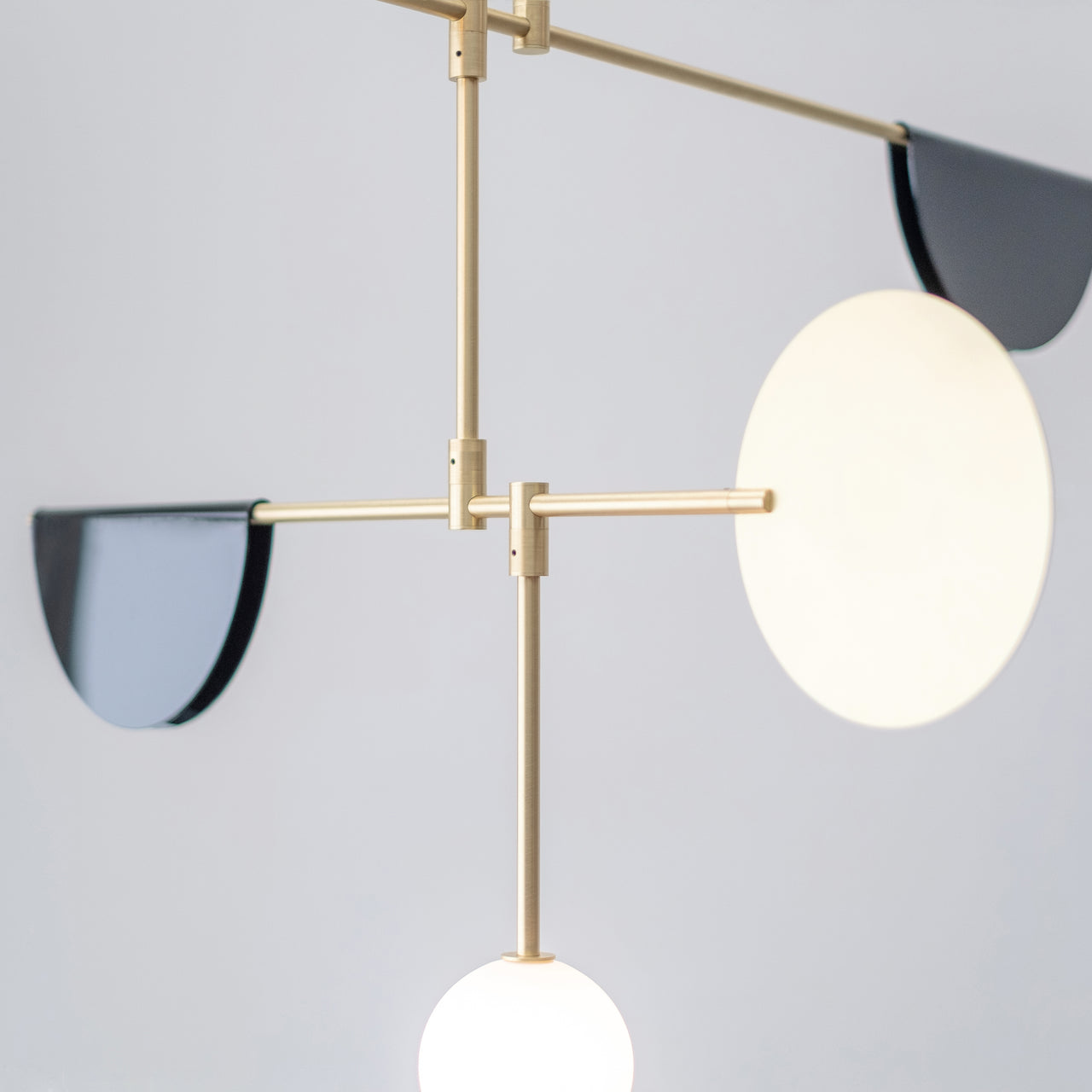 Phase. 03 Chandelier