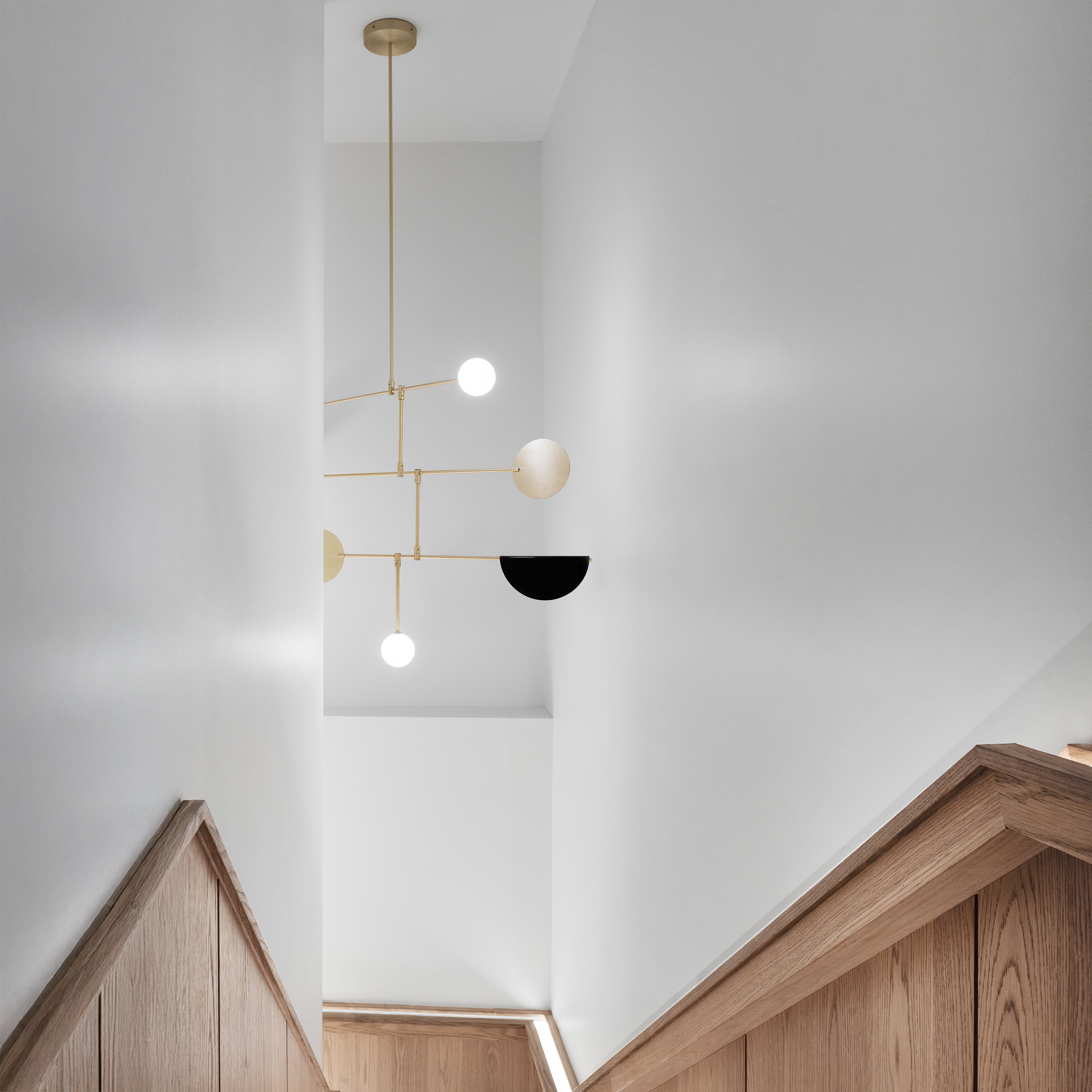 Phase. 03 Chandelier