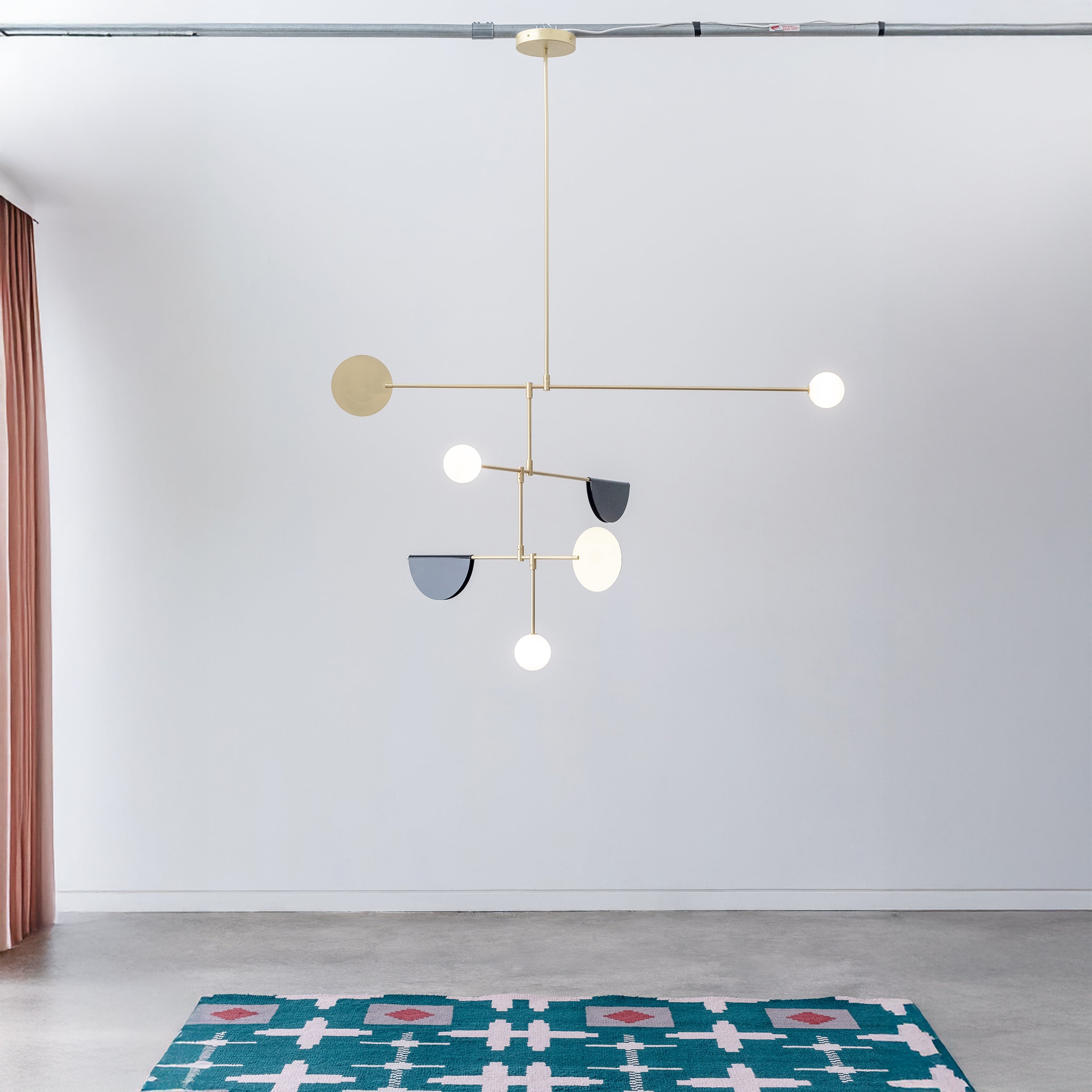 Phase. 03 Chandelier