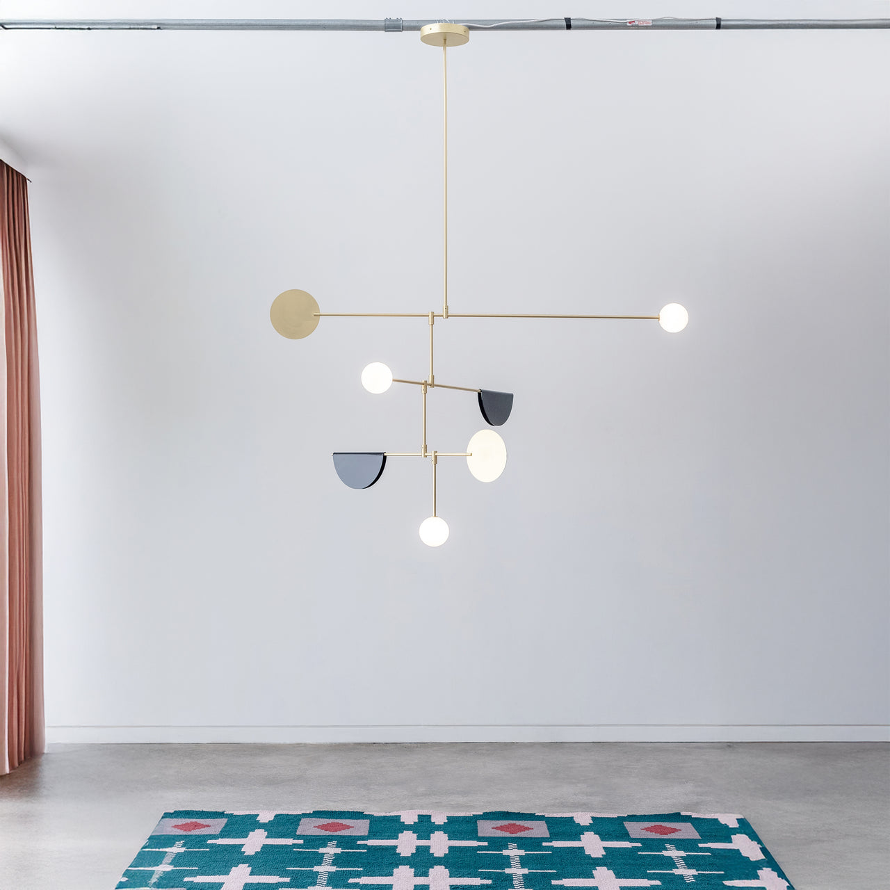 Phase. 03 Chandelier