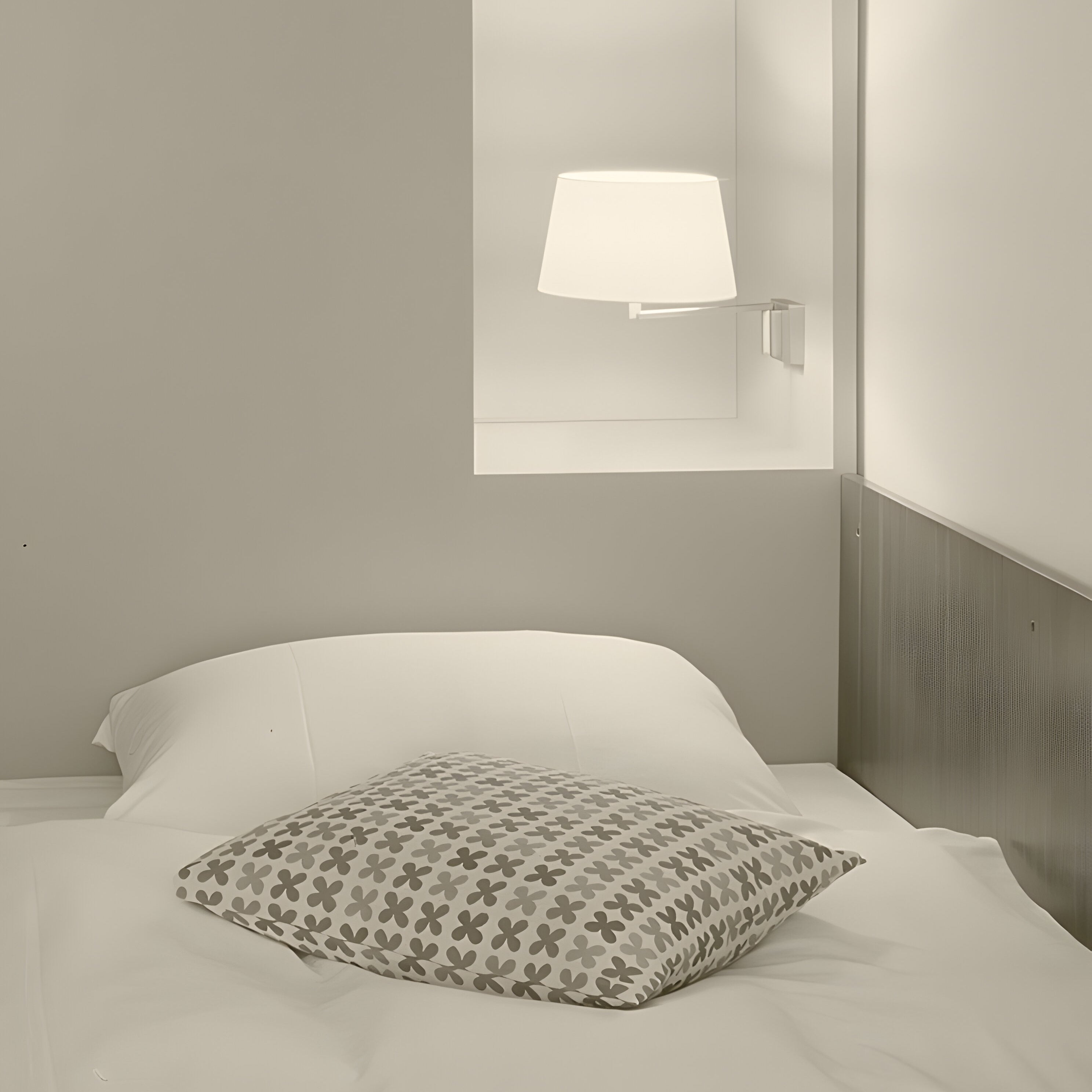 Americana Wall Lamp