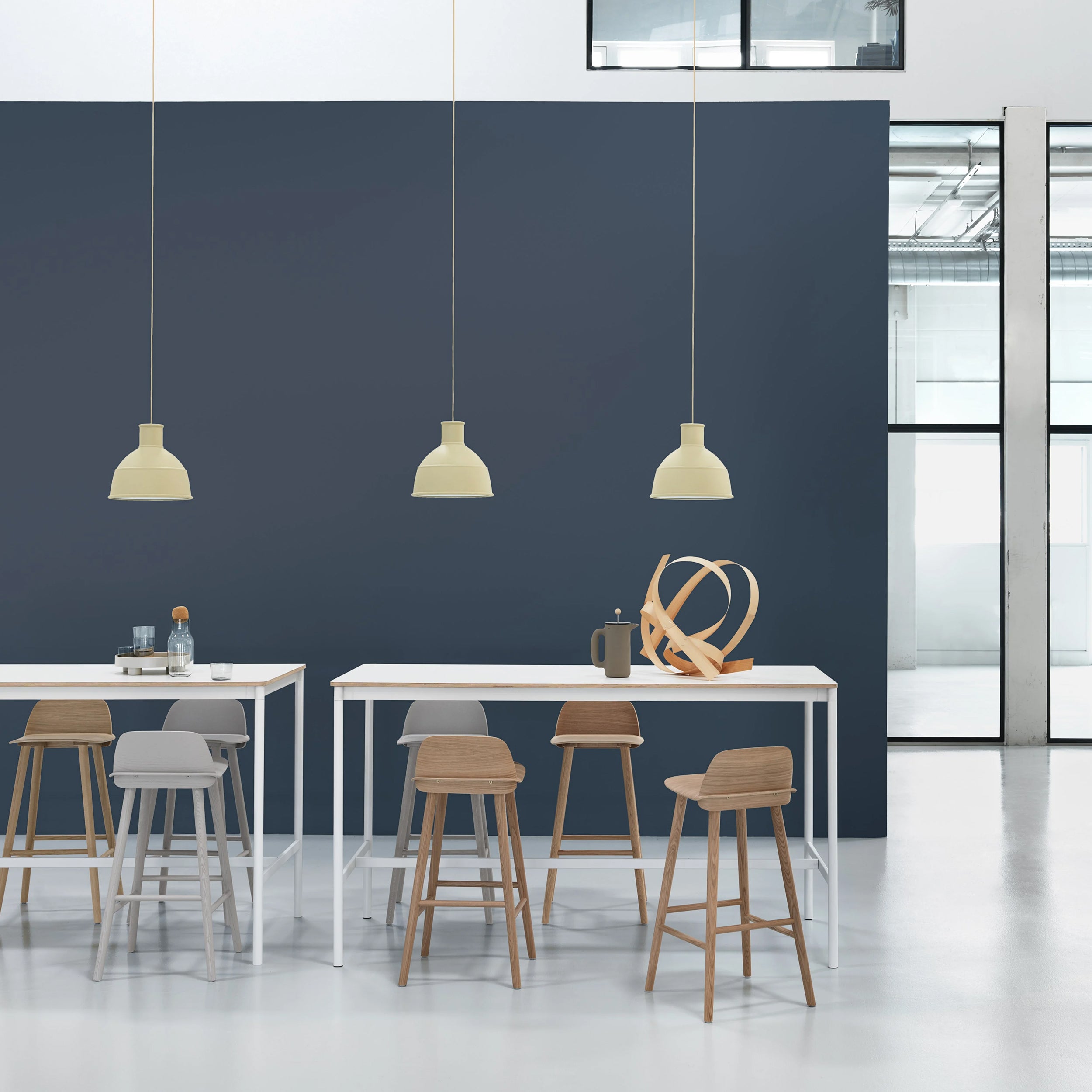 Base High Table: 190