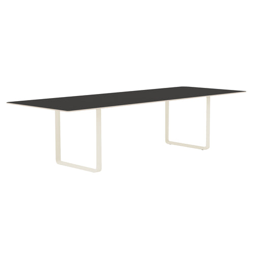 70/70 Table: Extra Large - 116.1