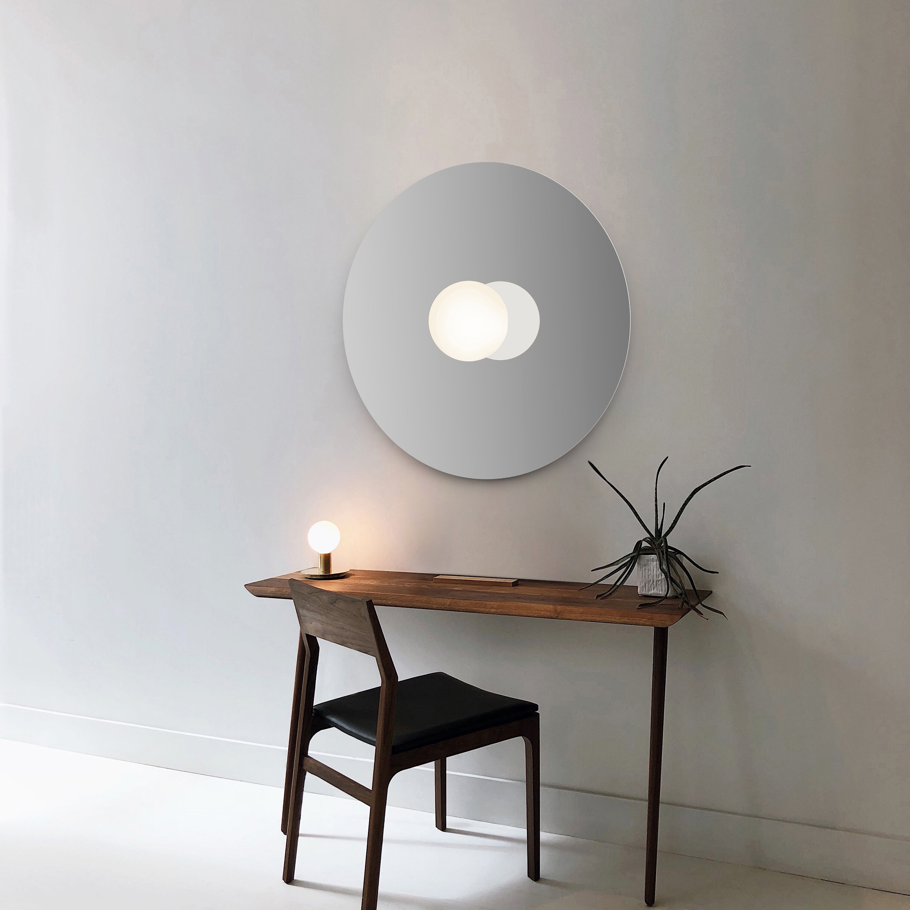 Bola Disc Flush Wall/Ceiling Light