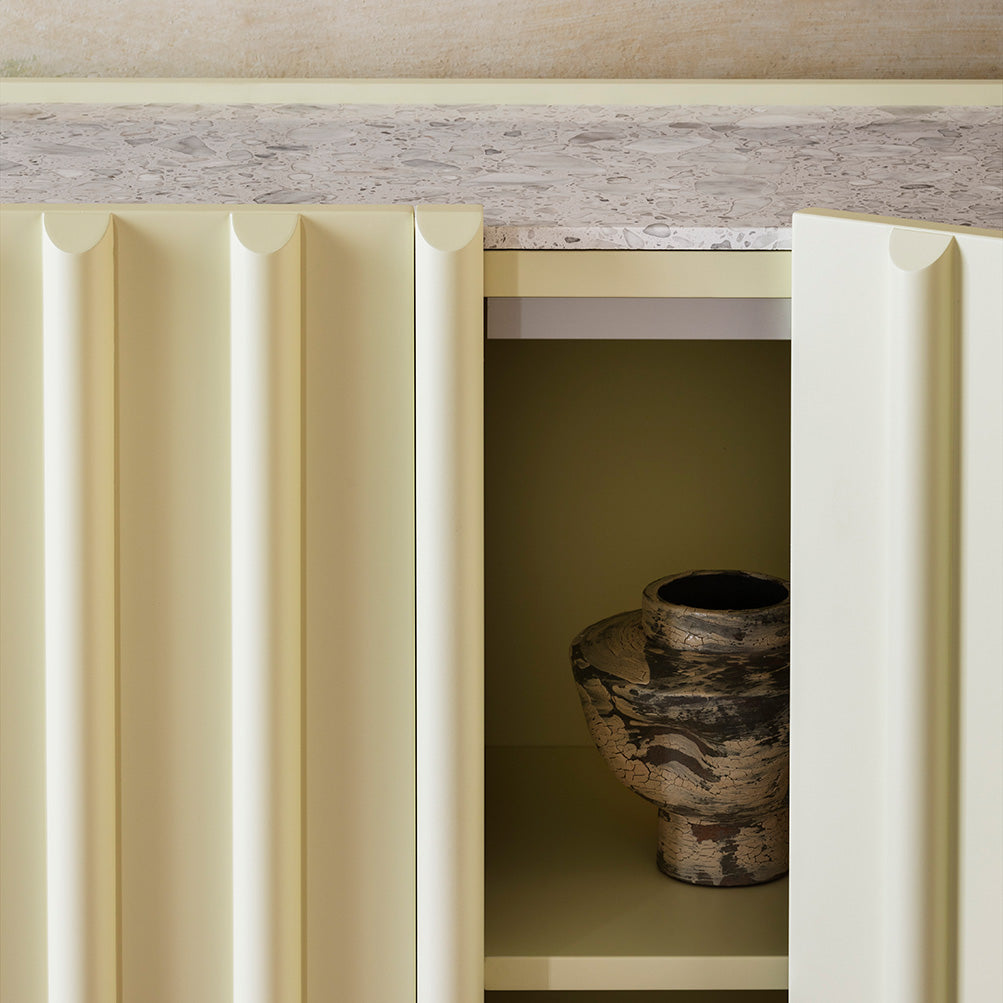 Containermid Cabinet: Large