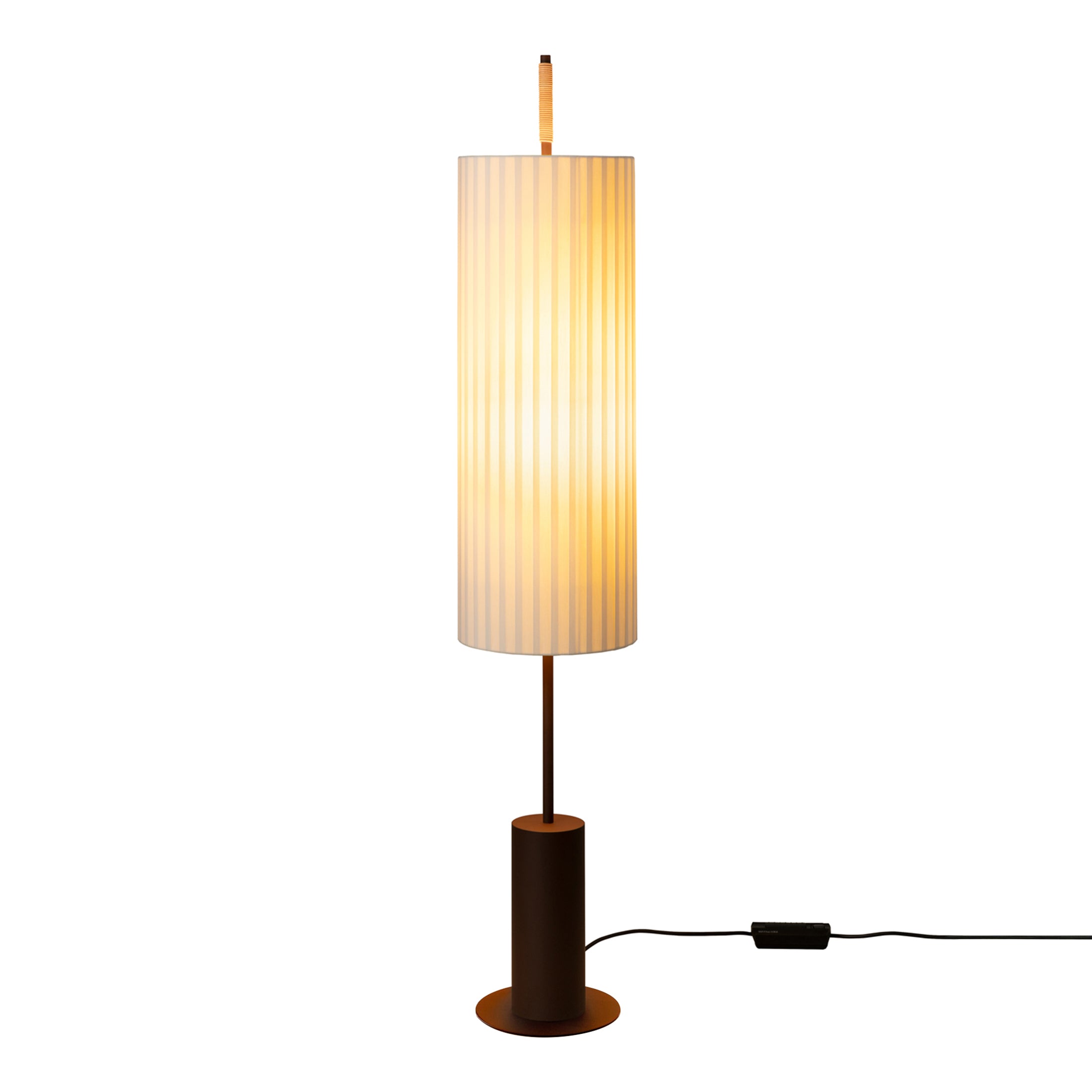 Dórica Floor Lamp