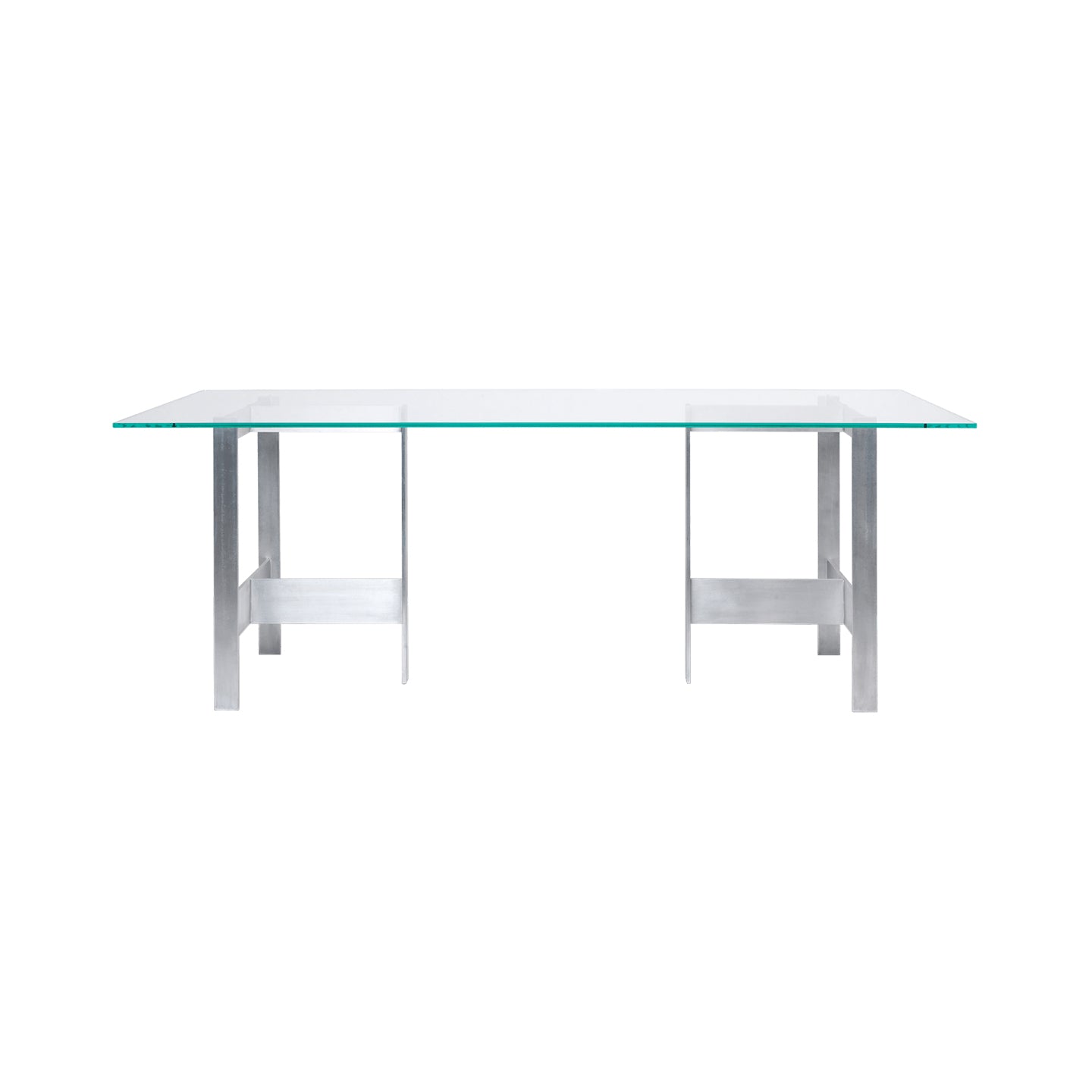 Lager Dining Table