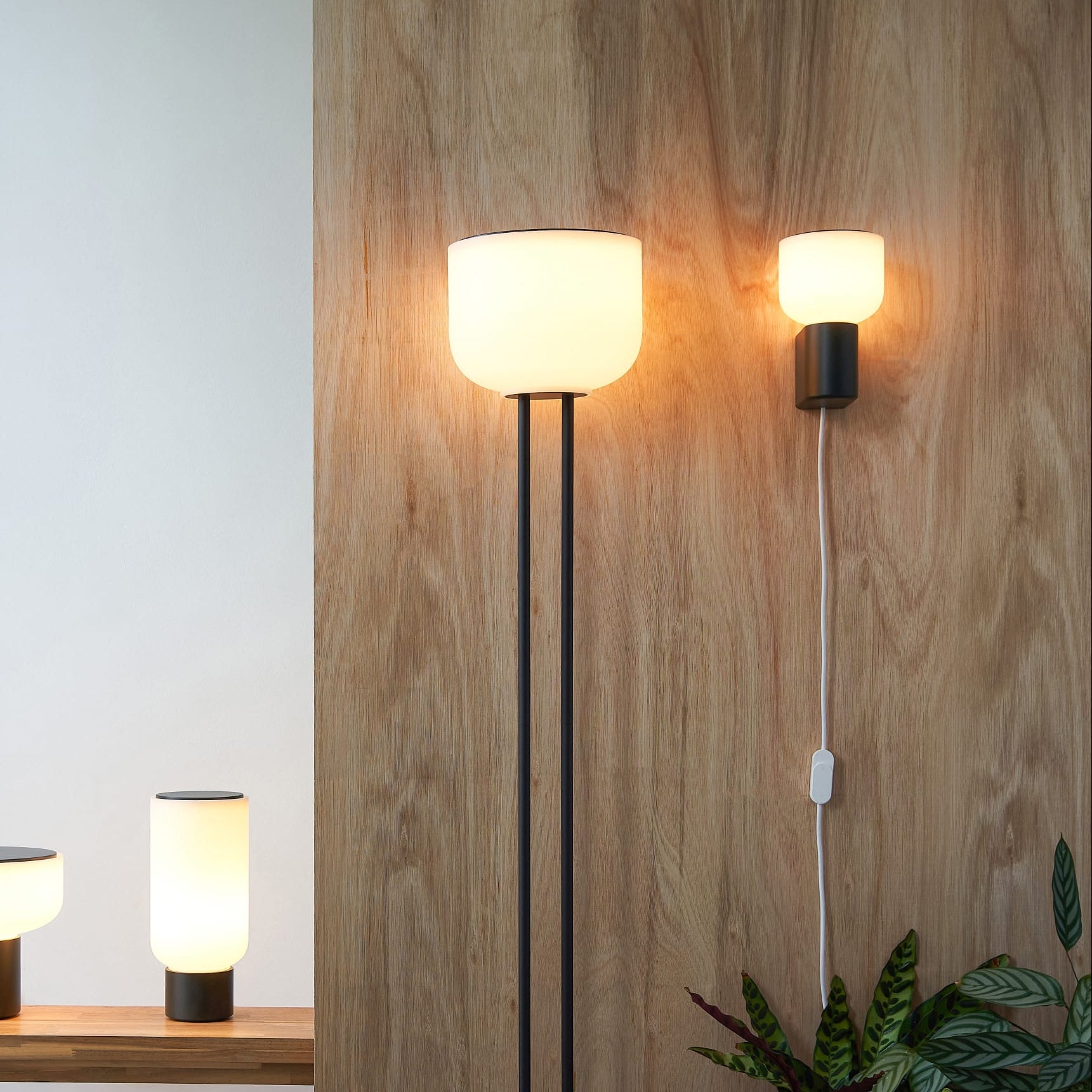 Arpeggio Wall Light