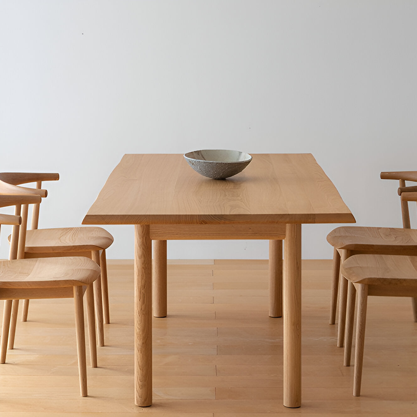 Kurinoki Dining Table