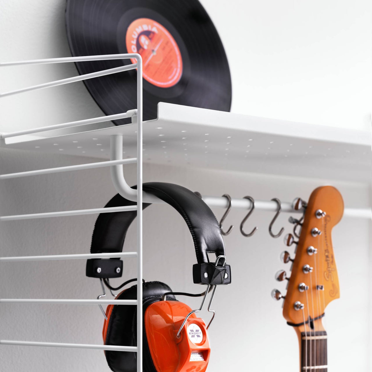 String Pocket Metal Shelving