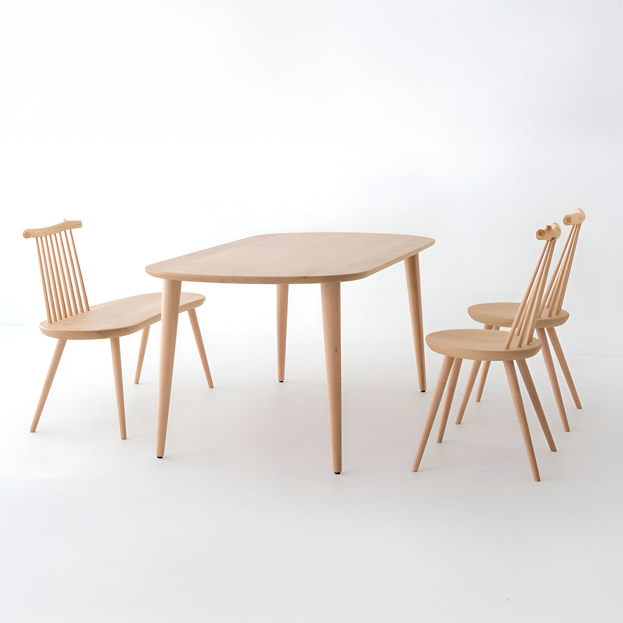 Kinoe Dining Table