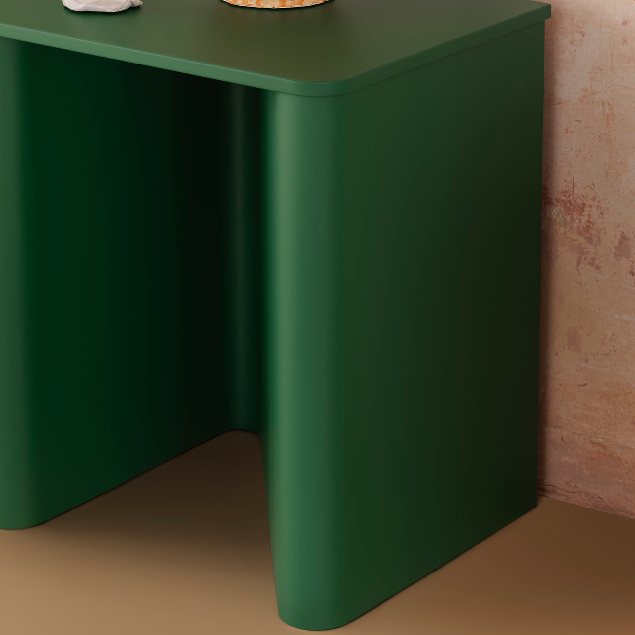 Nami Desk
