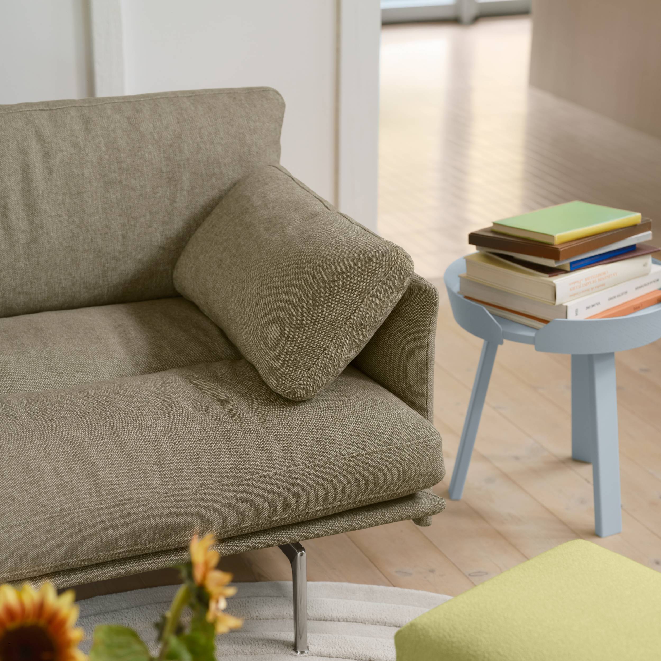 Outline Soft 2 Seater Sofa: DI