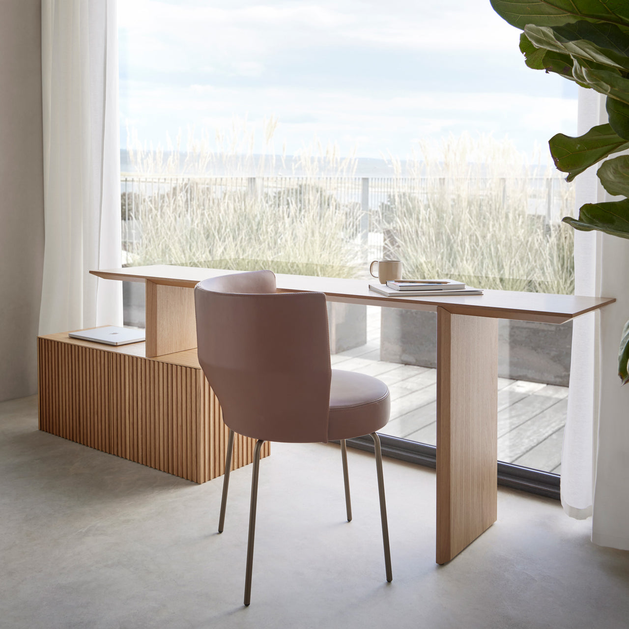 Velasca Desk