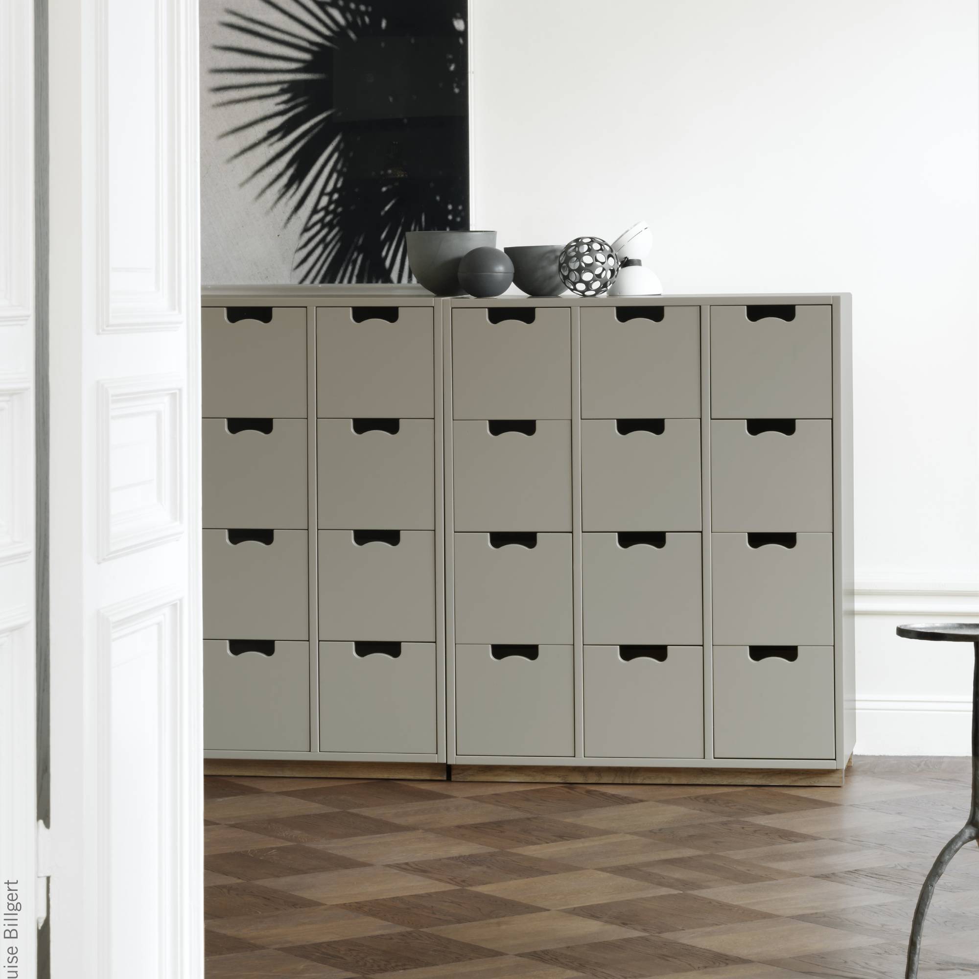 Snow B Storage Unit with Drawers