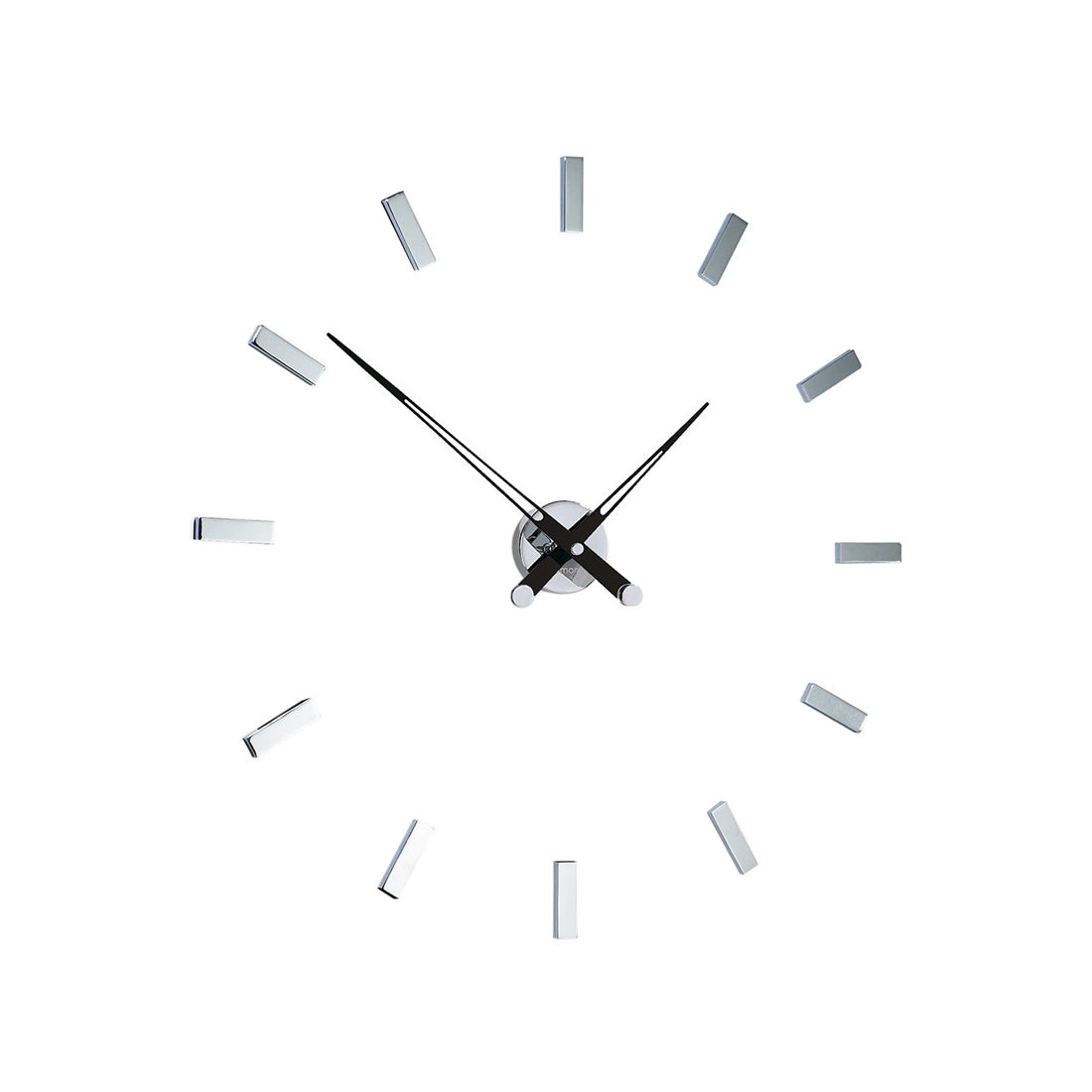 Tacón Wall Clock: 29.1