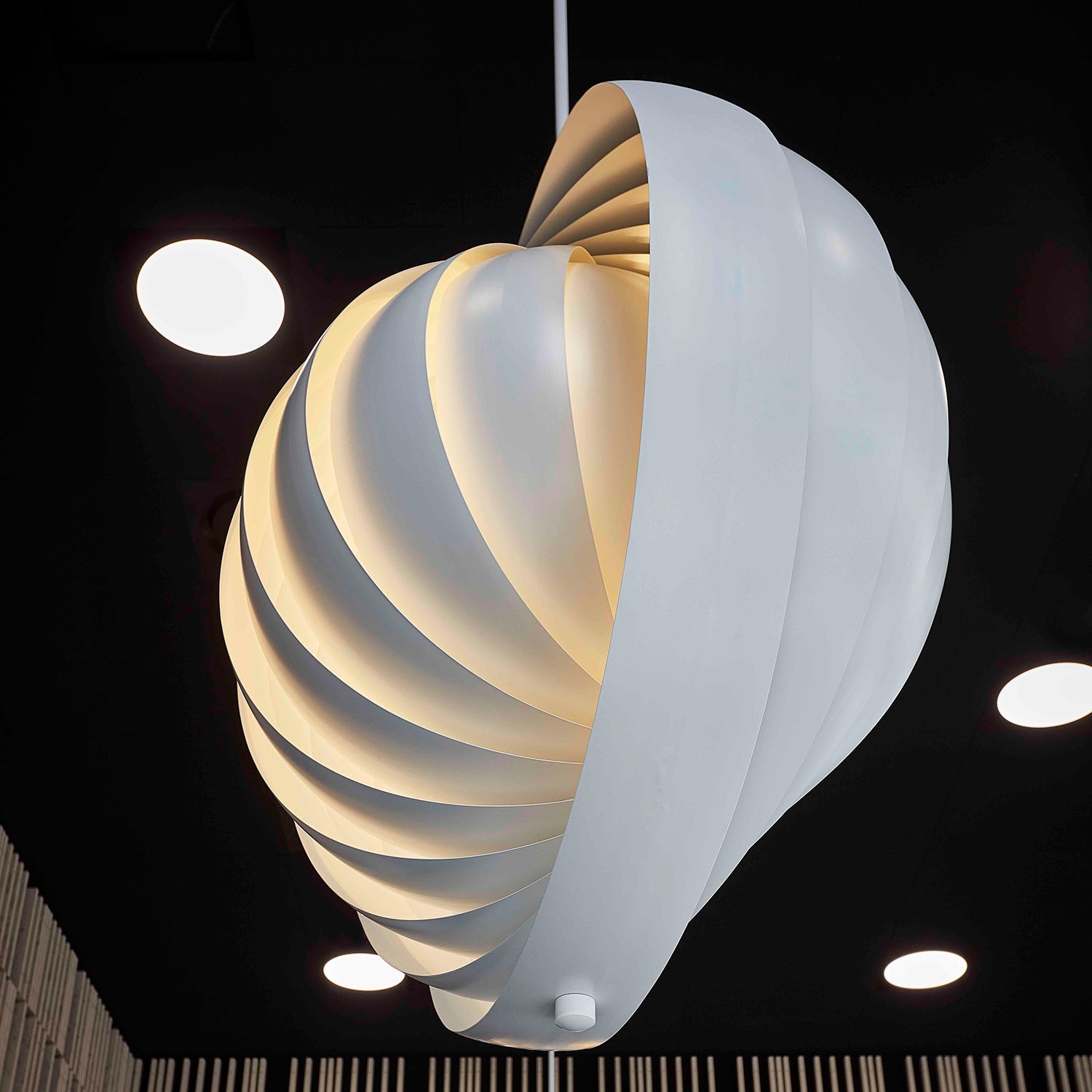 Moon XXXL Pendant Light