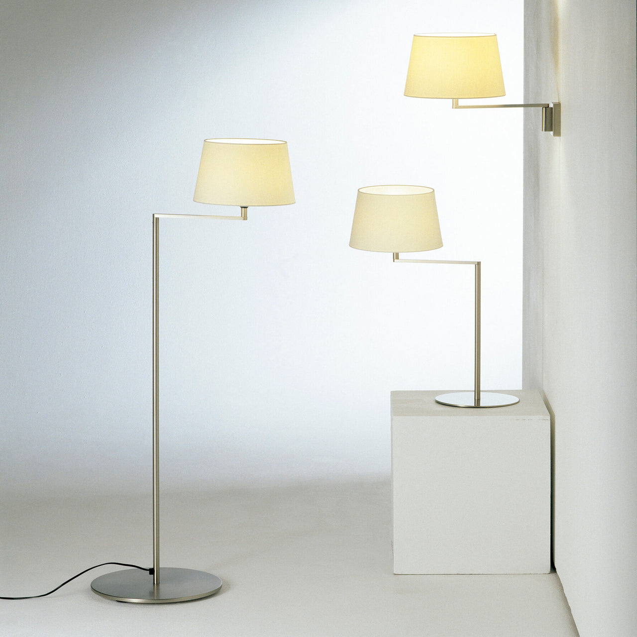 Americana Floor Lamp