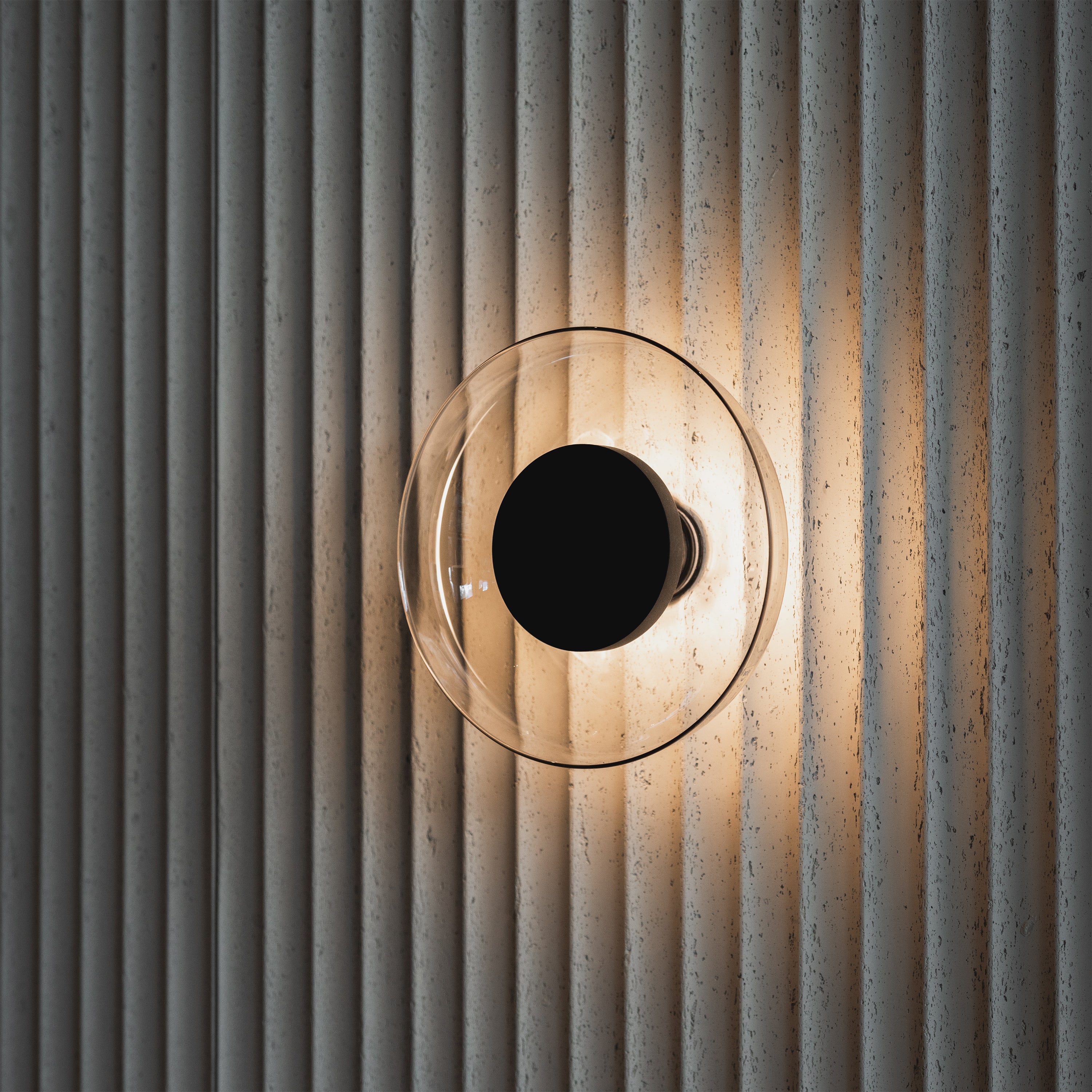 Aura Plus Wall Light