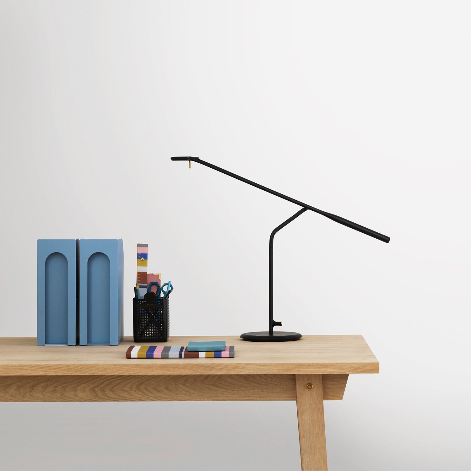 Flow Table Lamp