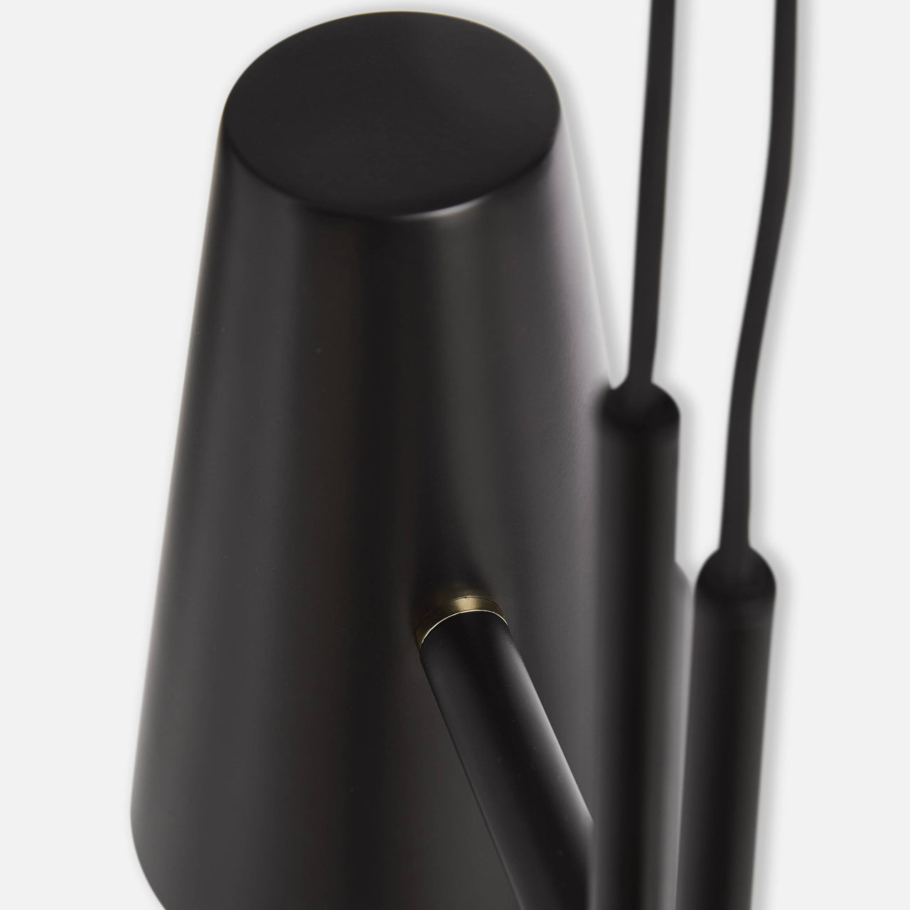 Cono Pendant: Quick Ship