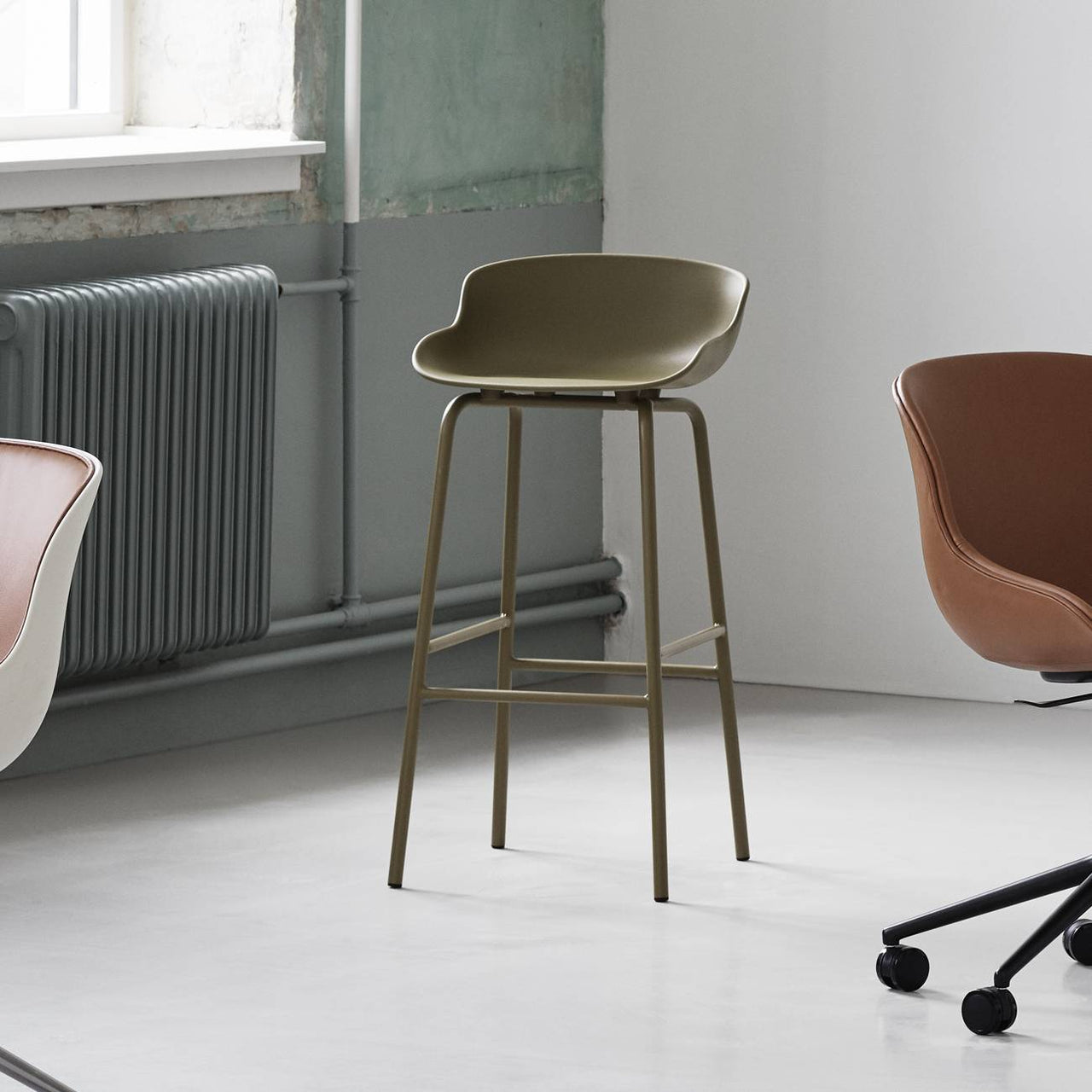 Hyg Bar + Counter Stool