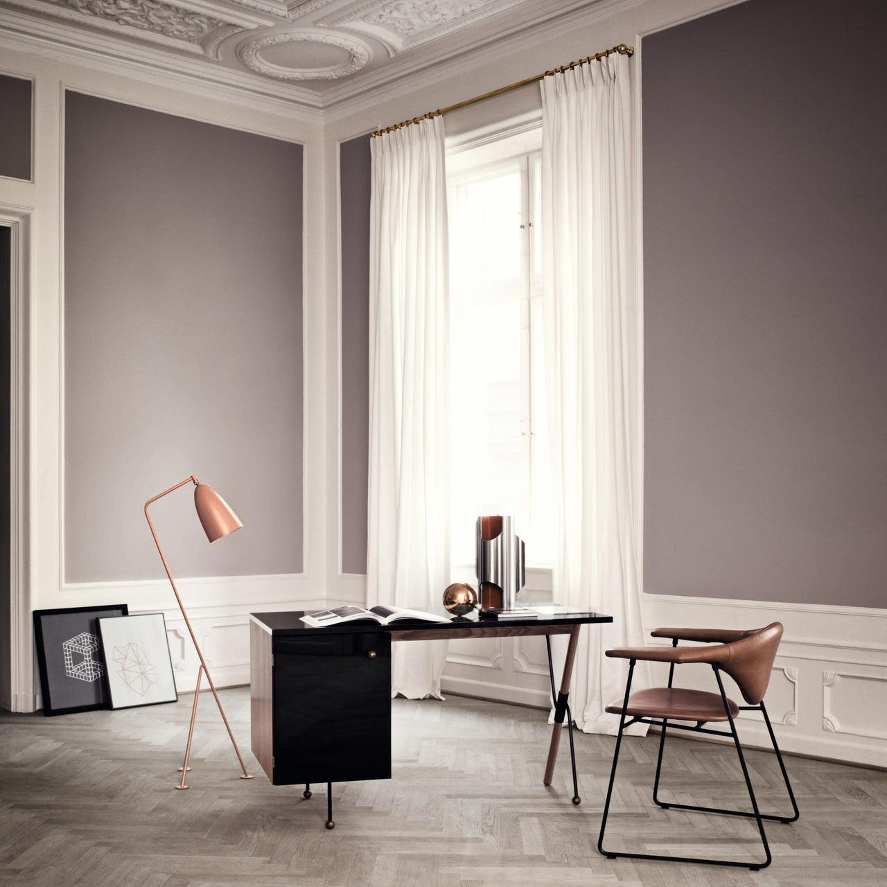 62 Desk: LS